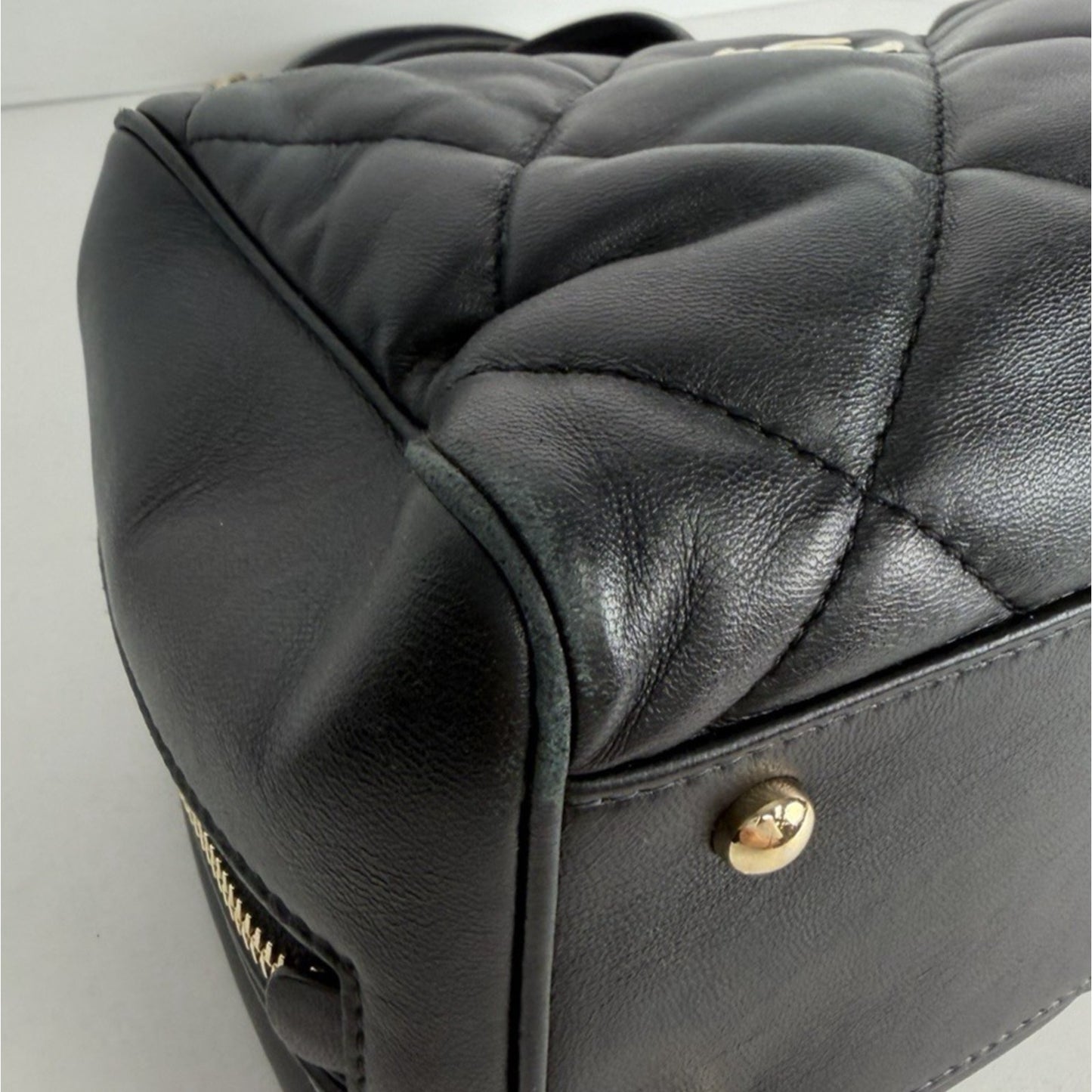 Chanel CC Chain Zip Bowling Mini Bag in Black Lambskin Leather 2019 E8