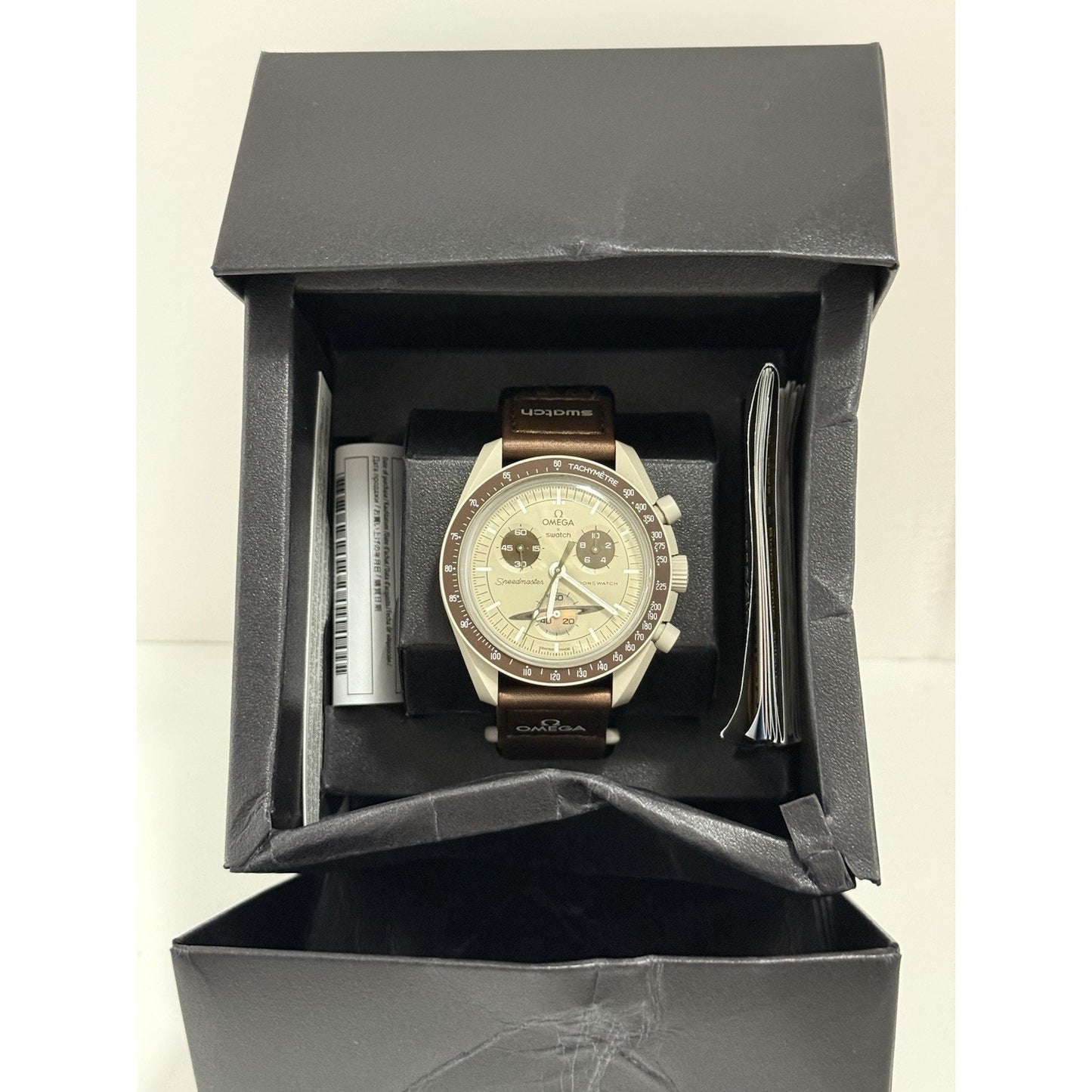 OMEGA X SWATCH Moonswatch Speedmaster Mission on Saturn 42mm SO33T100