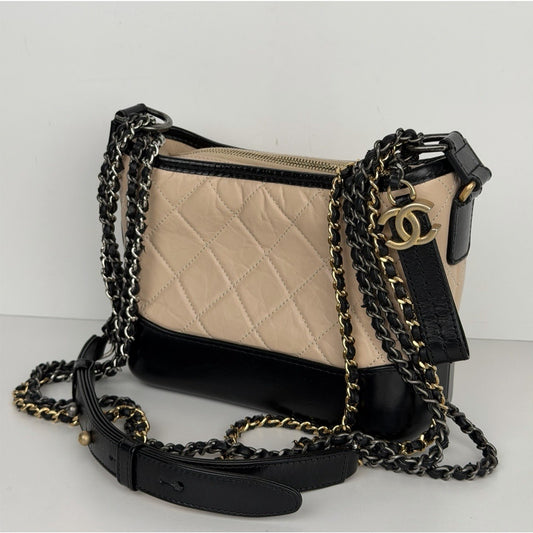Chanel Small Gabrielle Hobo Bag in Beige and Black Aged Leather 2018 E1