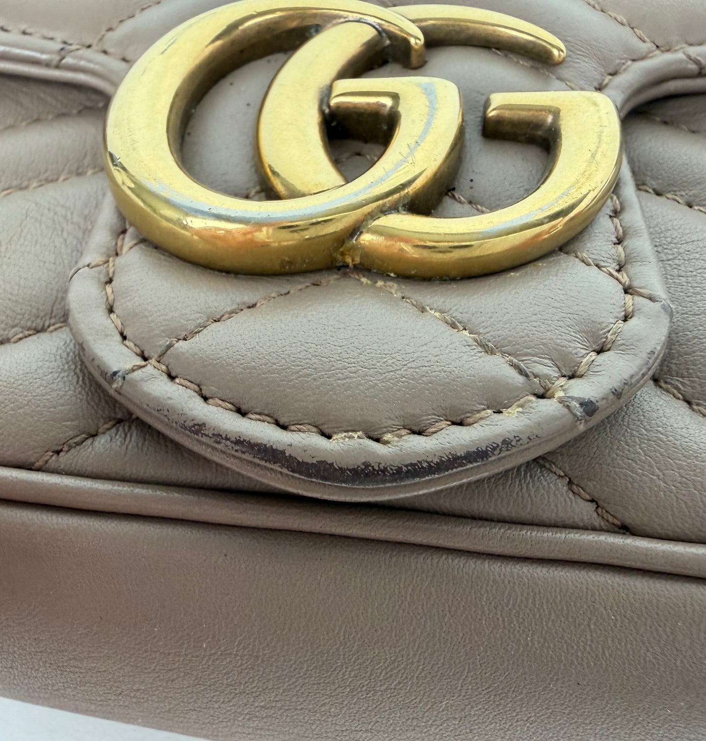 Gucci GG Marmont Bag Mini in Beige Quilted Leather S-05