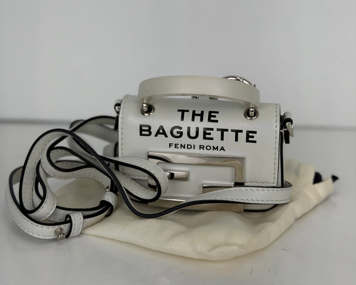 Fendi by Marc Jacobs Nano Baguette Mini-Bag in White Leather Y