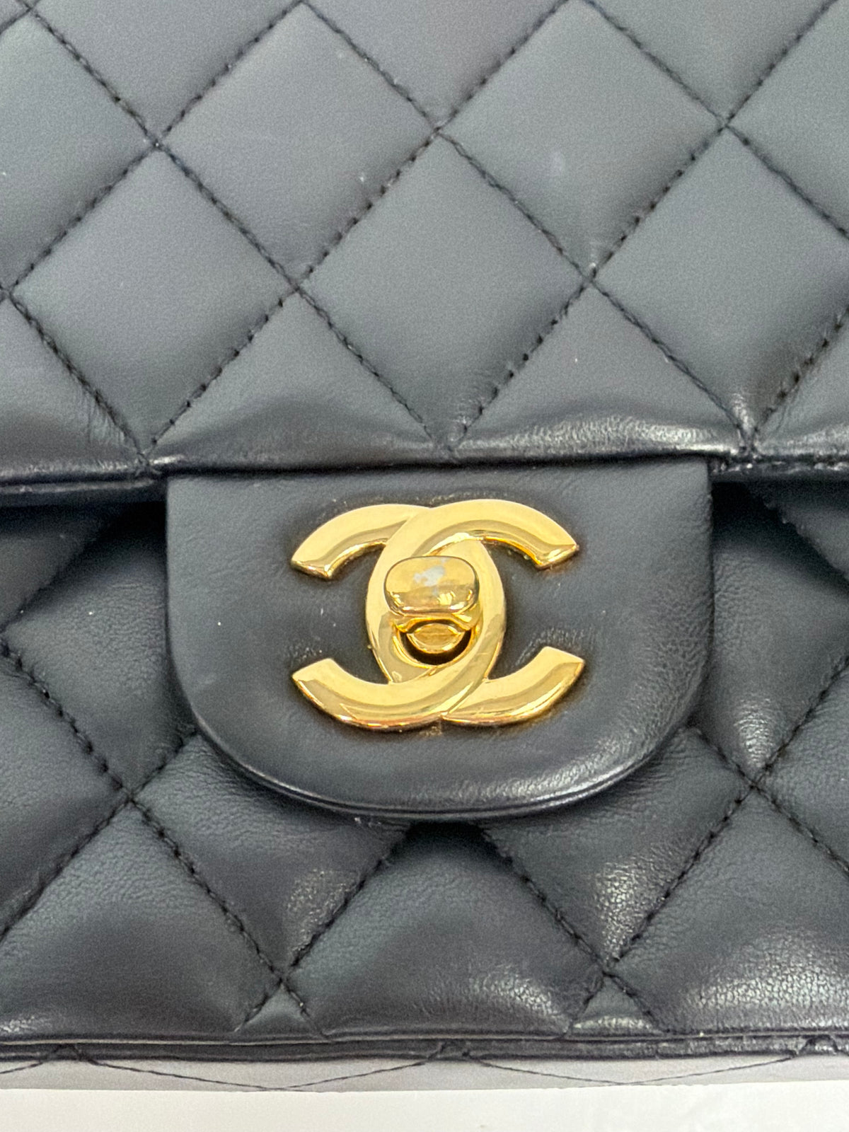 Chanel Classic Medium Double Flap Bag in Black Lambskin Gold Hardware 2019 YD2