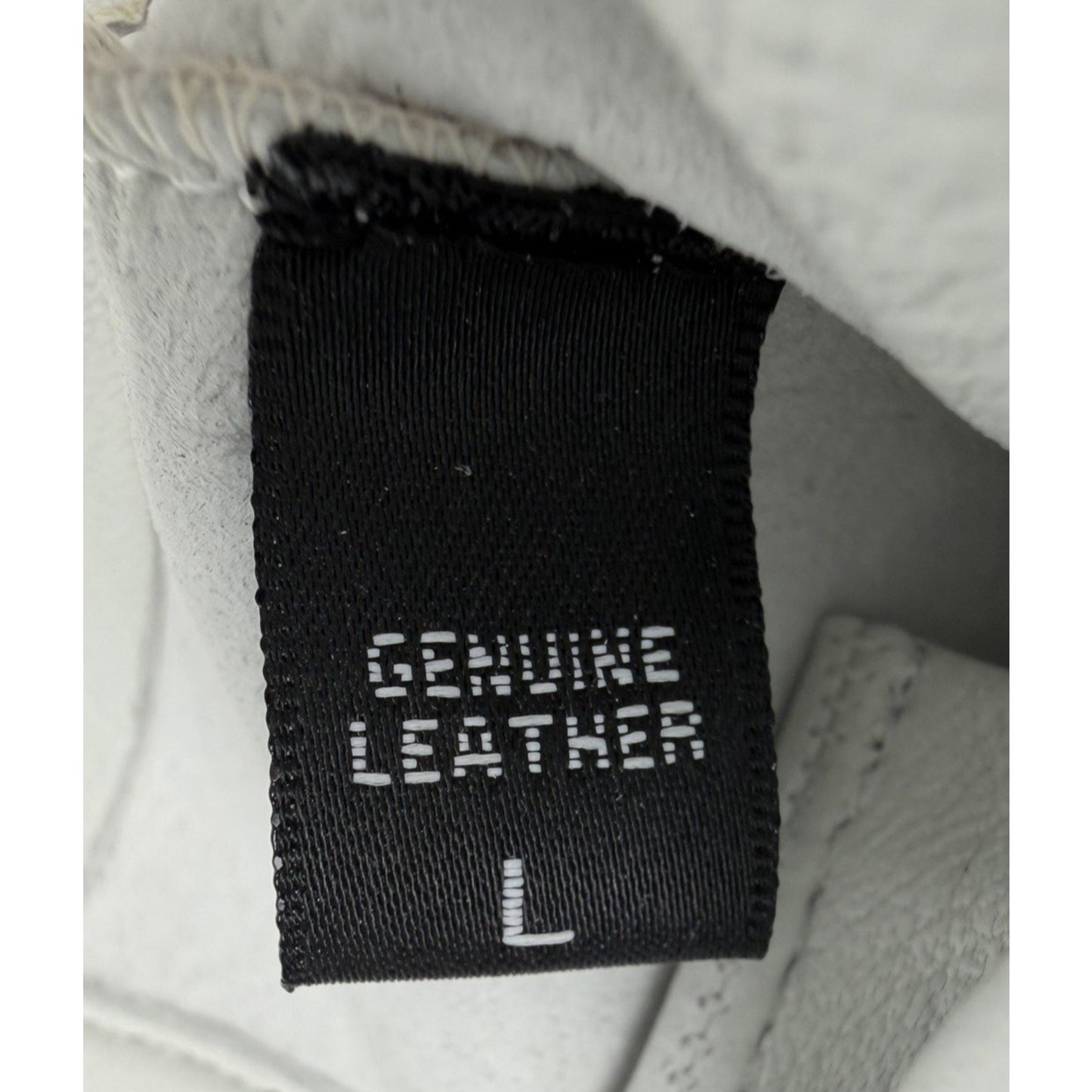 The Row Lorella Nappa Leather Gloves in White (L Size) S07