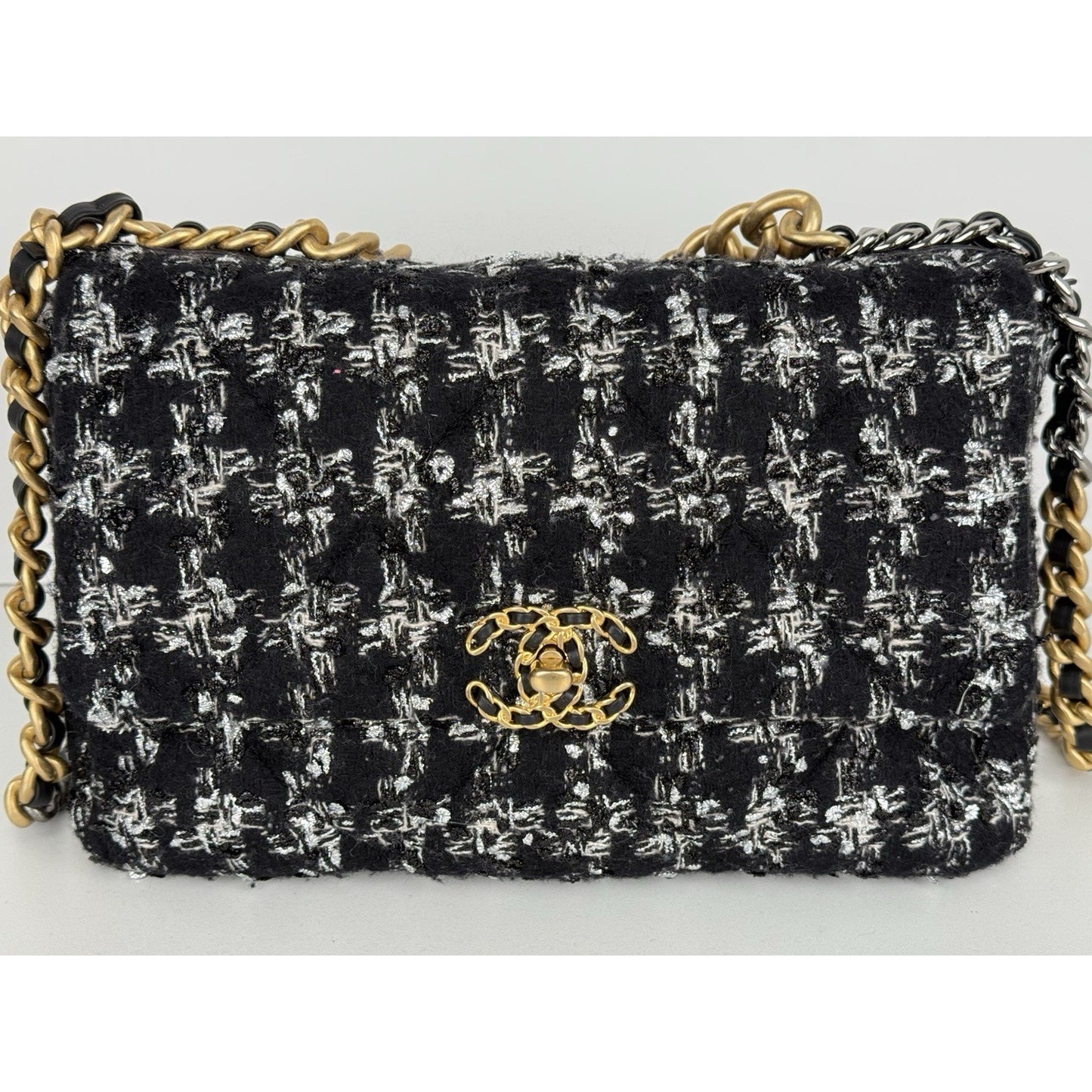 Chanel 19 Large Tweed Flap Women’s Shoulder Bag Black