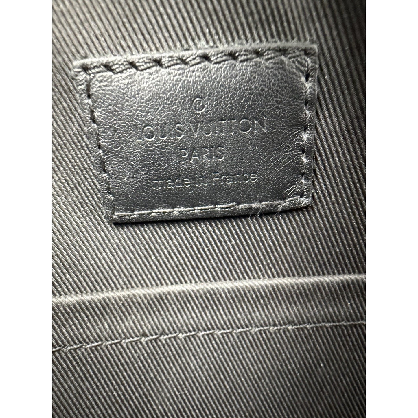 Louis Vuitton Shadow Duo Messenger Bag Black Embossed Monogram Leather NFC S-09
