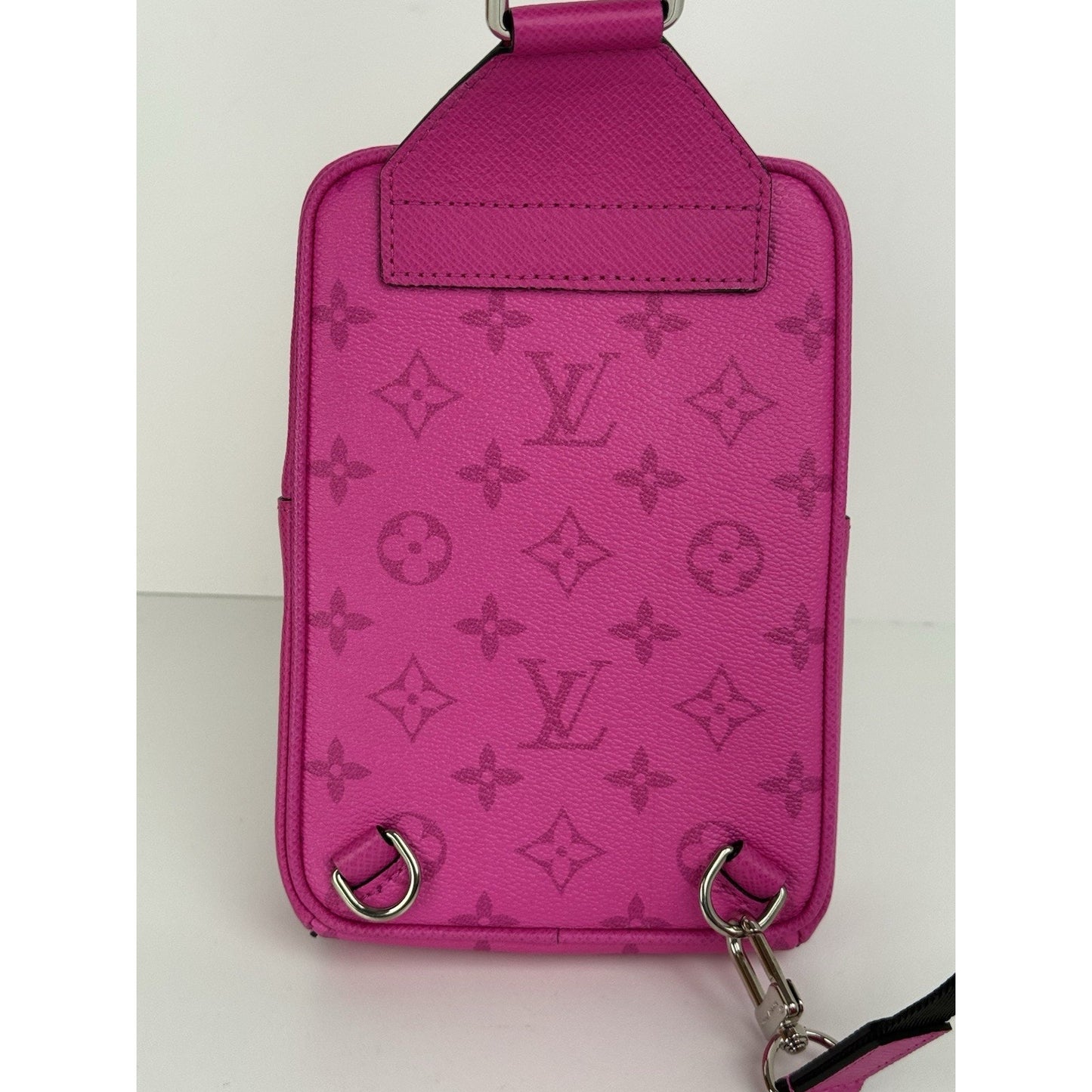 LOUIS VUITTON Outdoor Sling Shoulder Bag Taigarama Pink Men's
