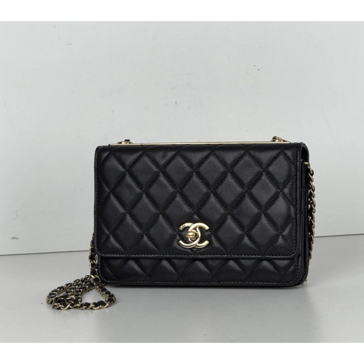 Chanel Trendy CC Wallet on Chain Bag in Black Quilted Lambskin Leather 2022 D5