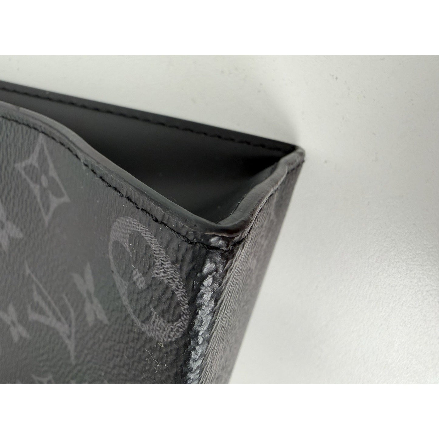 Louis Vuitton Pochette Voyage MM Black&Gray Monogram Eclipse Coated Canvas NFC S