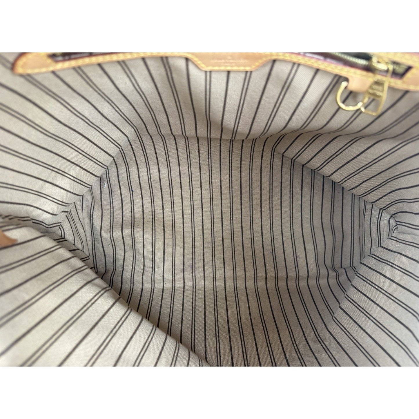 Louis Vuitton Monogram Delightful MM Hobo Bag in LV Monogram Canvas 2015 S