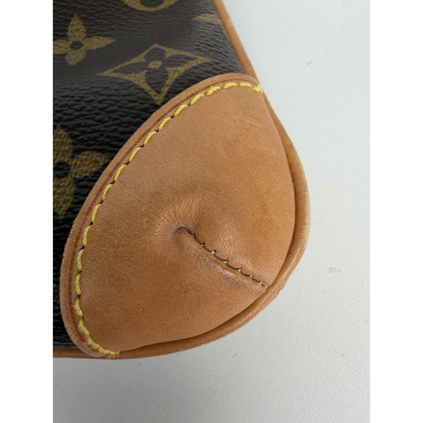 Louis Vuitton Sac Coussin GM Monogram Coated Canvas & Leather Trim 2004 K2
