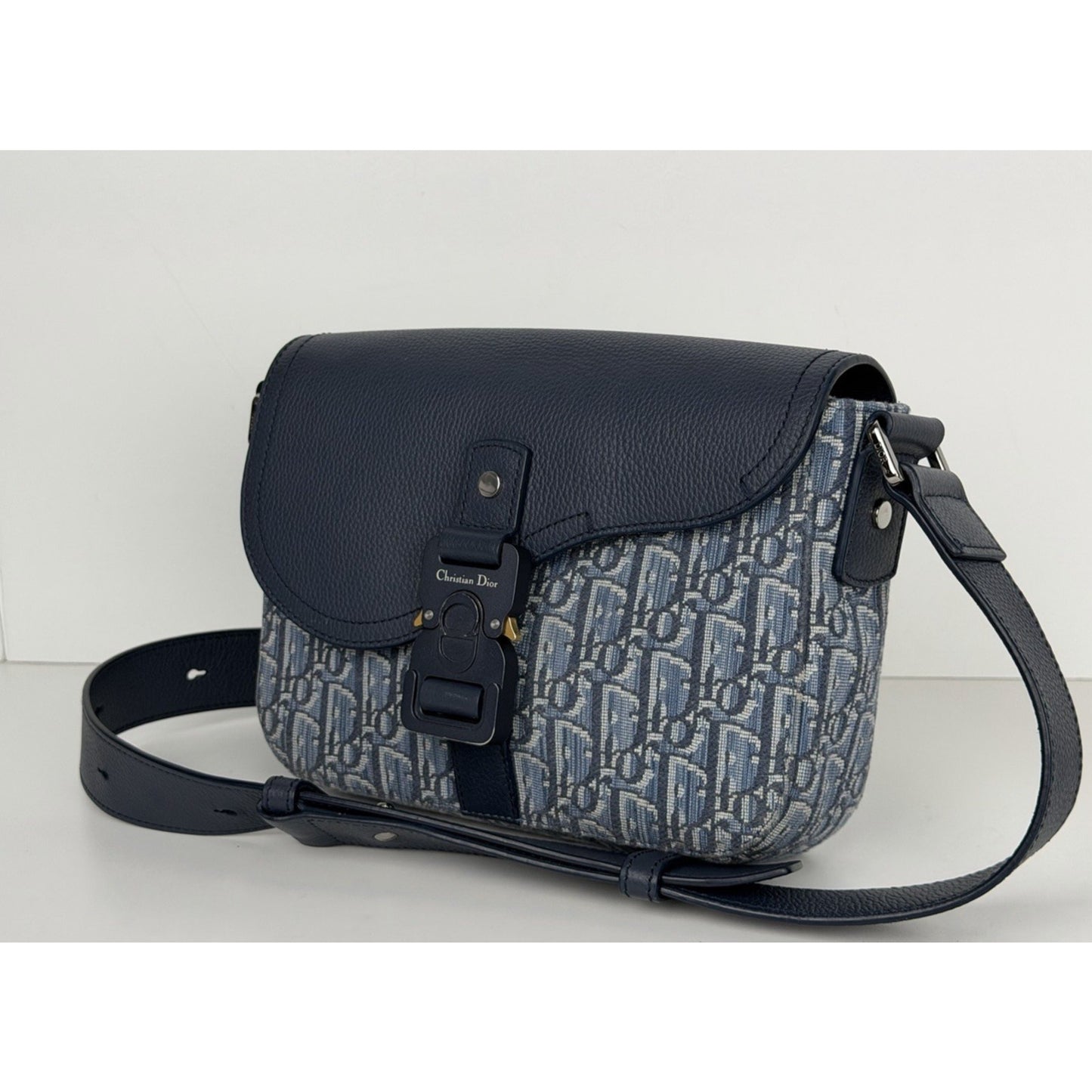 Dior Small Saddle Messenger Bag with Flap in Blue Dior Oblique Jacquard B1