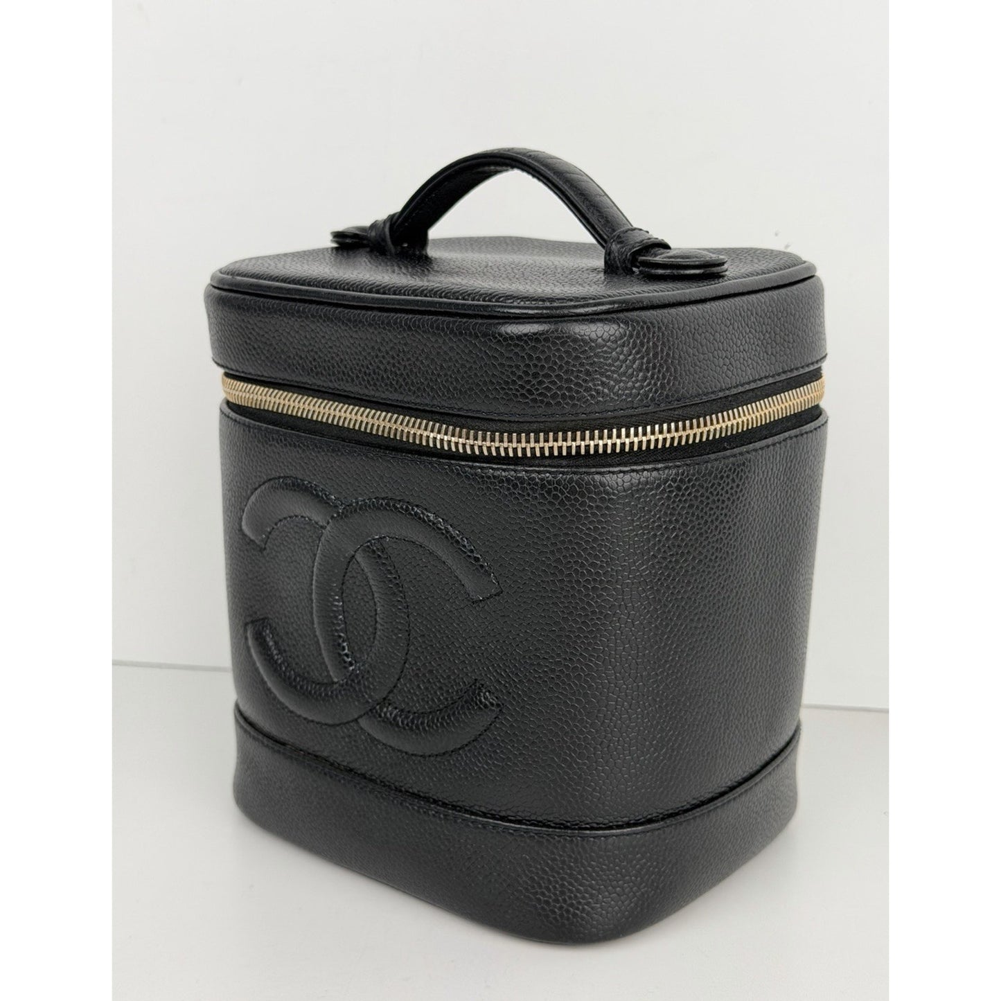 Chanel Caviar Vanity Cosmetic Case Vintage in Black Leather 1997-1999