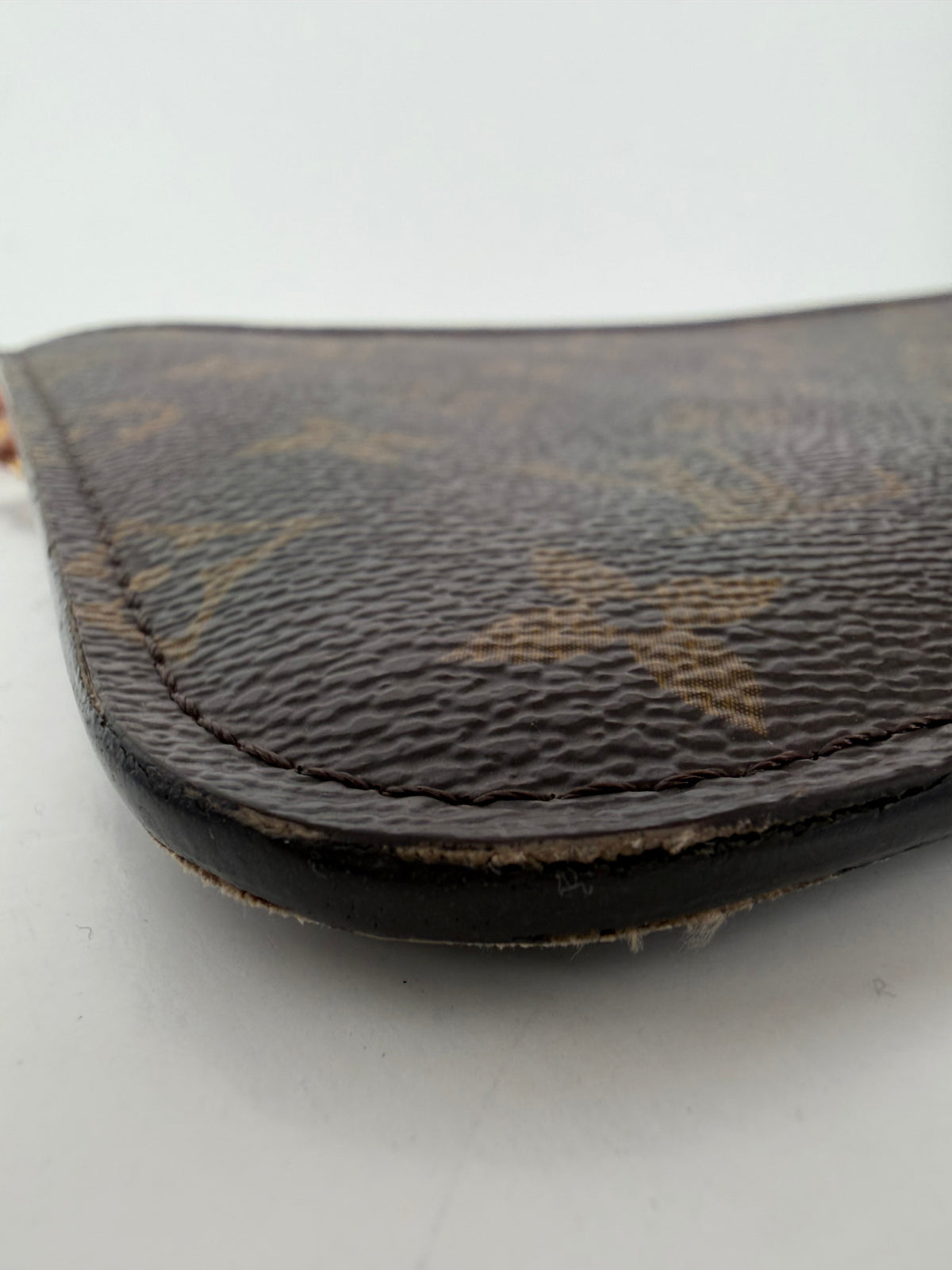 Louis Vuitton Neverfull Pochette Wristlet in Brown LV Monogram Coated Canvas YS12