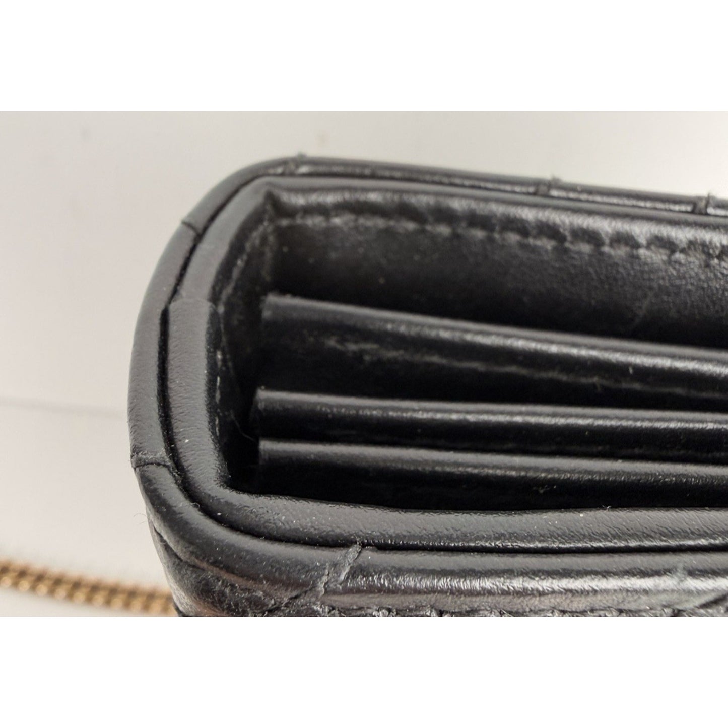 Gucci GG Marmont Shoulder Bag Mini Black Matelasse Leather & Gold-Tone Chain S06