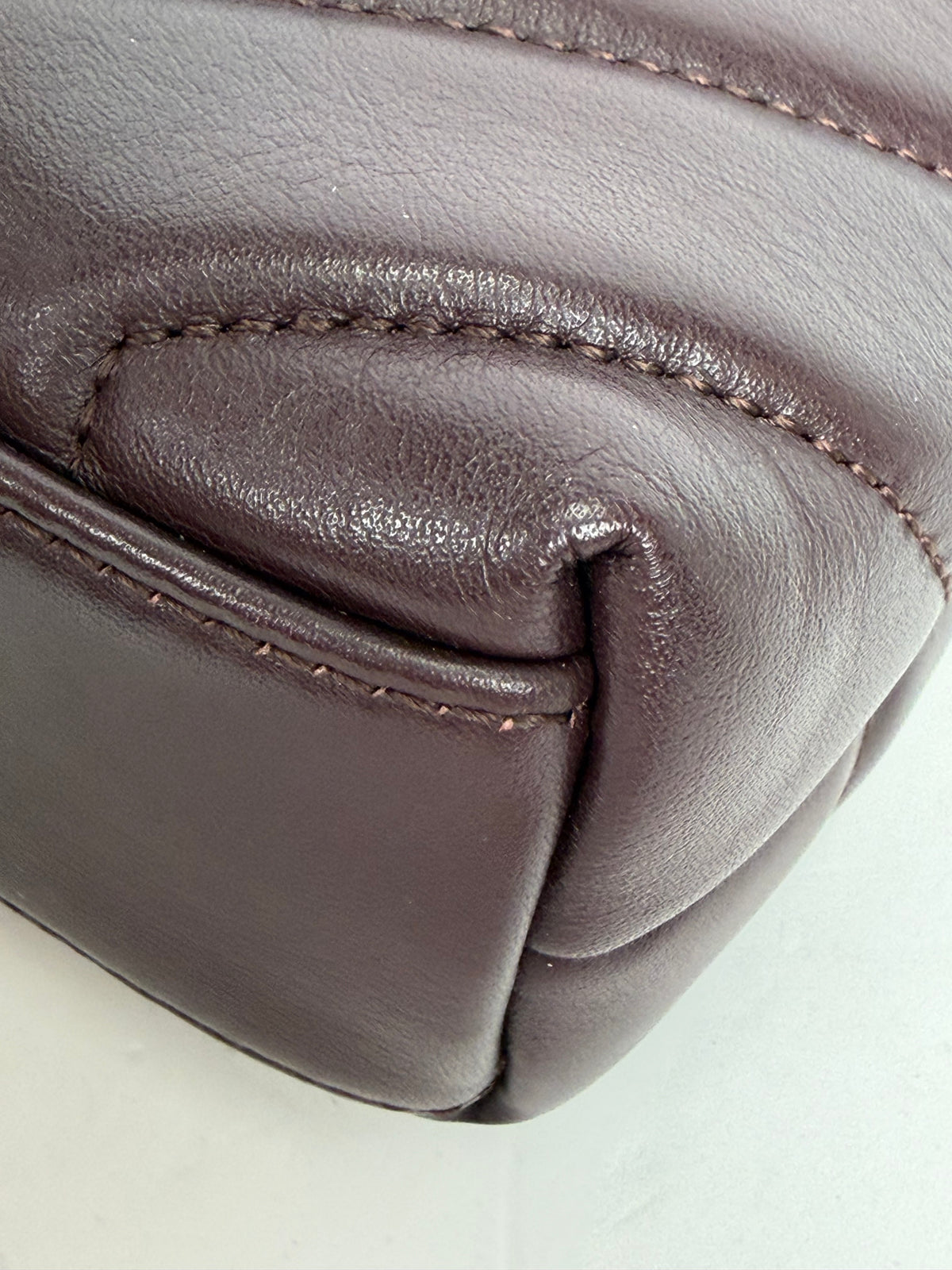 Saint Laurent Loulou Crossbody Bag in Burgundy Leather YS04