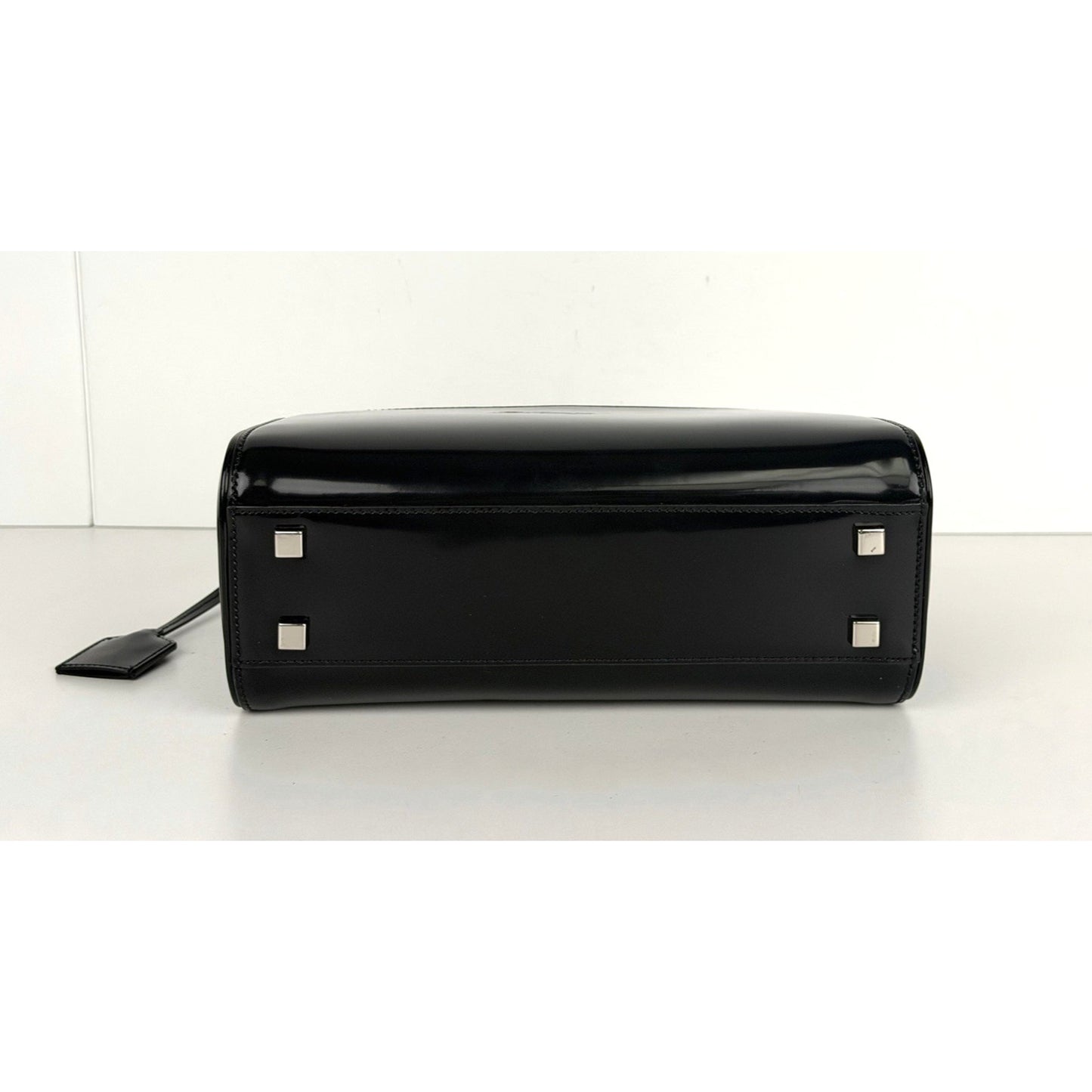 Saint Laurent Le Fermoir Small Top-Handle Bag in Black Spazzolato Leather S-03
