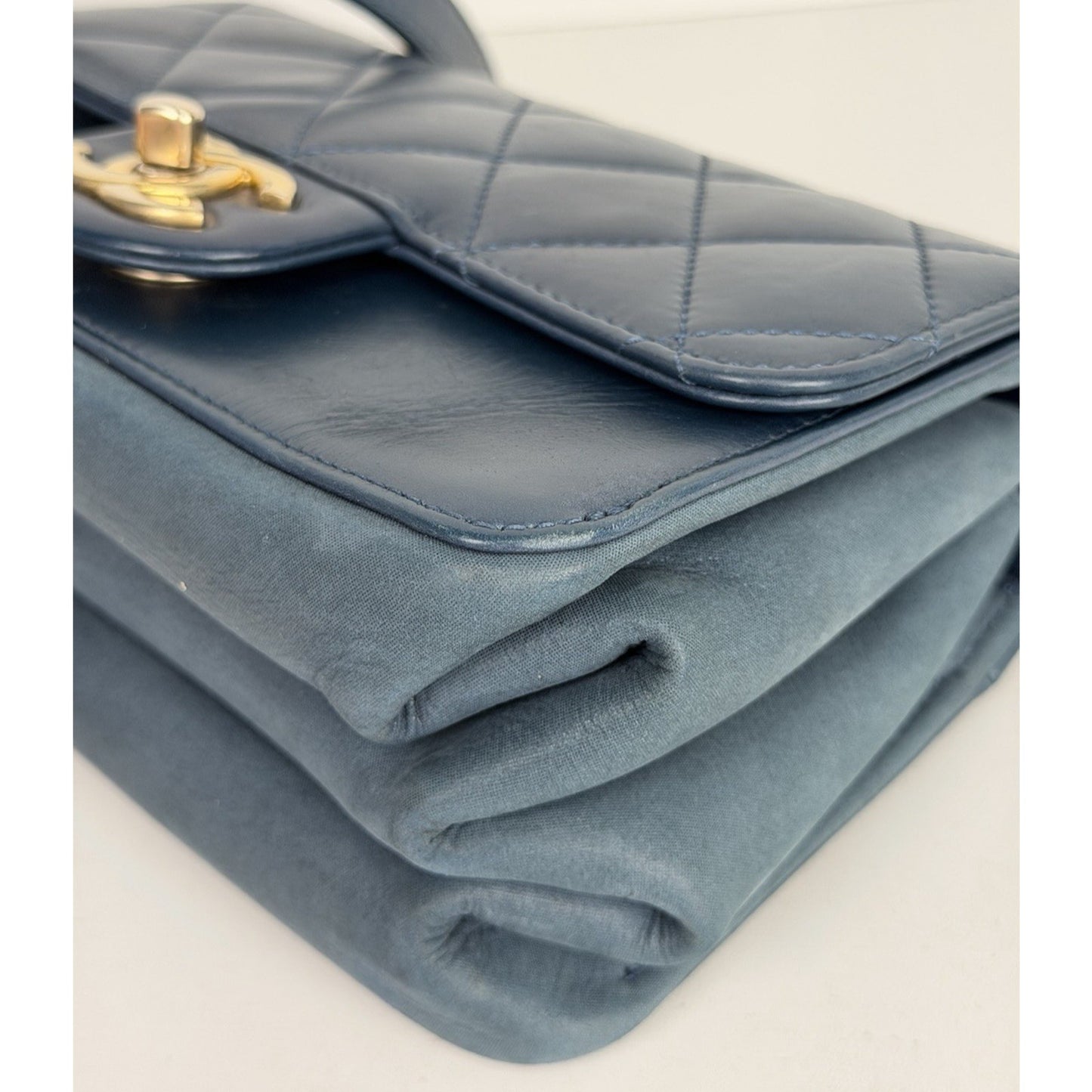 Chanel Mini Straight-Lined Flap Bag Blue Leather Shoulder Bag 2018-2019