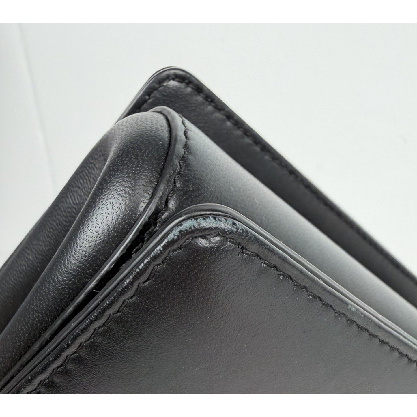 Dolce & Gabbana DG Girls Shoulder Bag Small in Black Leather for Women S15