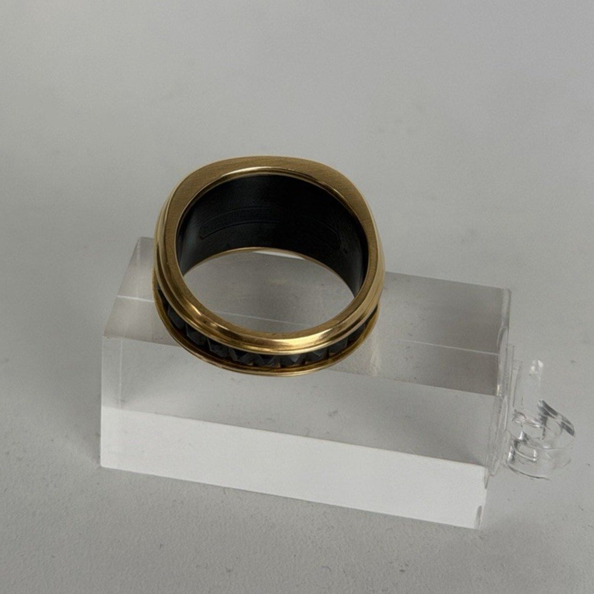 David Yurman Men's Pyramid Signet Ring in Black Titanium with 18K Yellow Gold