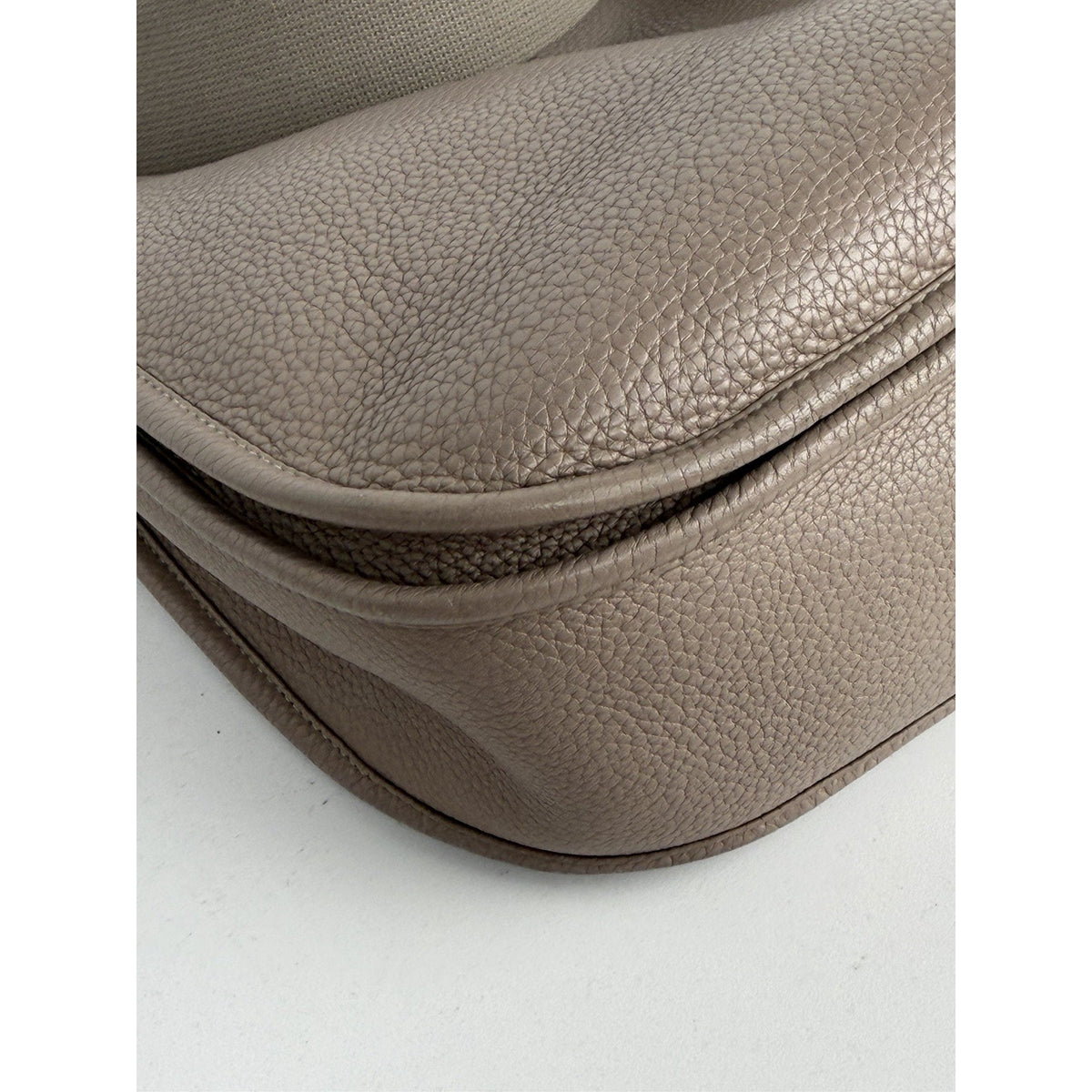 Hermes Evelyne III 29 Crossbody Bag in Taupe Clemence Leather 2010