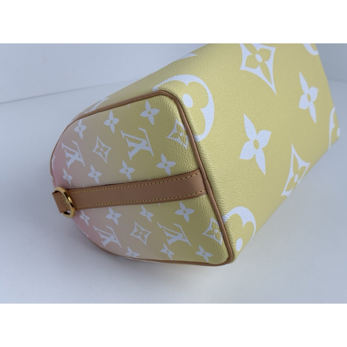 Louis Vuitton Monogram Giant By The Pool Speedy Bandouliere 25 Light Pink C-6