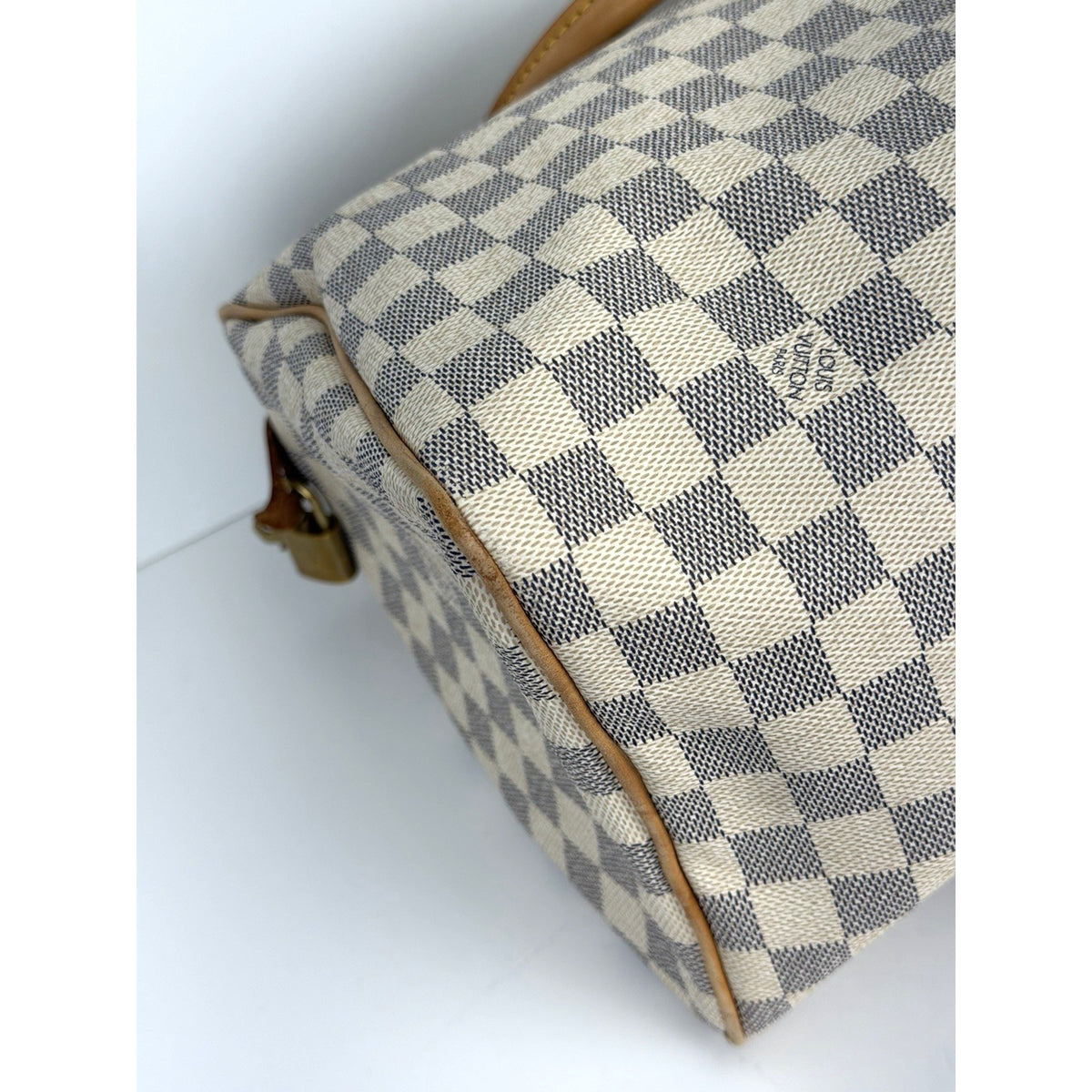 Louis Vuitton Speedy 30 Top Handle Bag in Damier Azur Coated Canvas 2007 S02