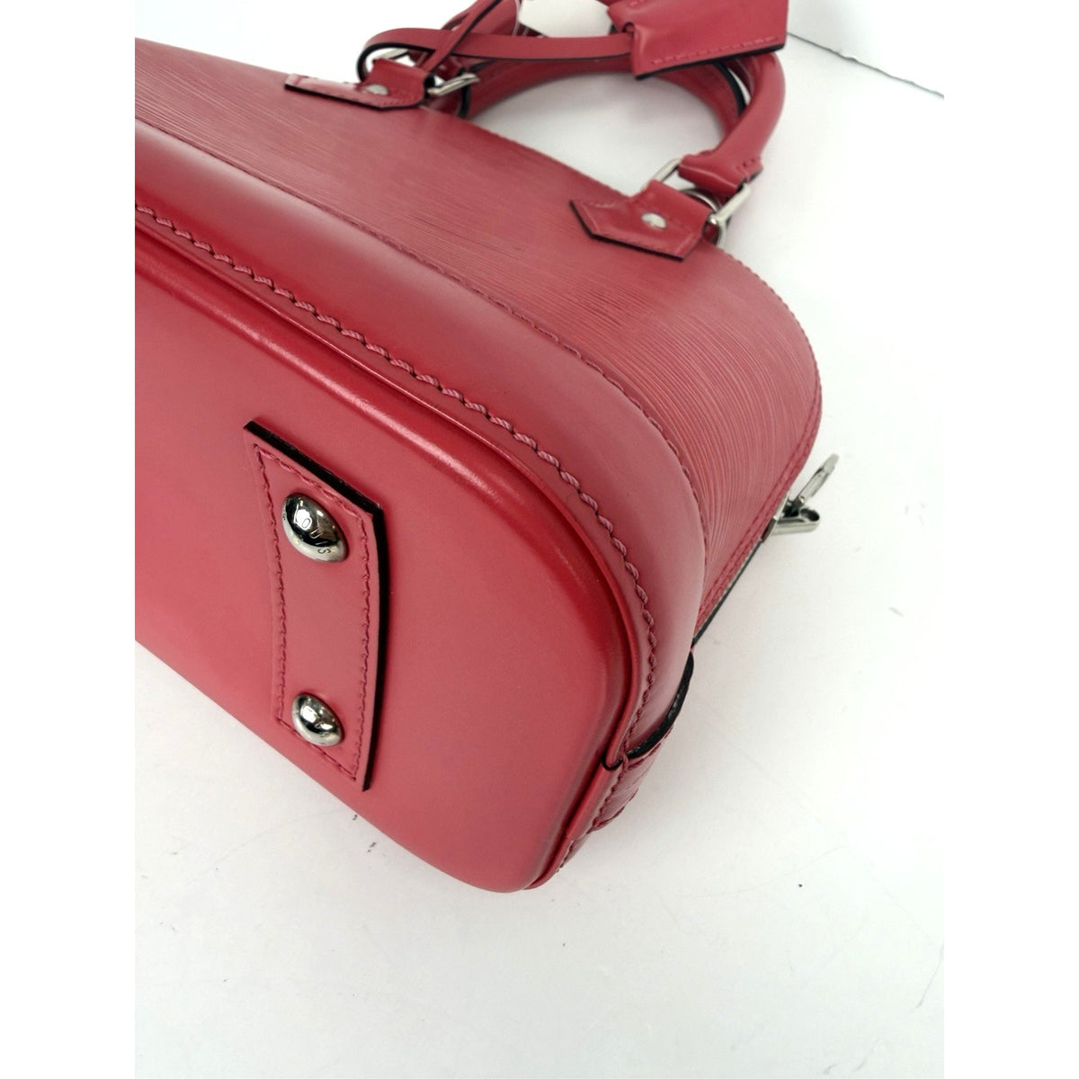 Louis Vuitton Alma BB Handbag in Red Epi Leather Silver-Tone Hardware 2015 F3