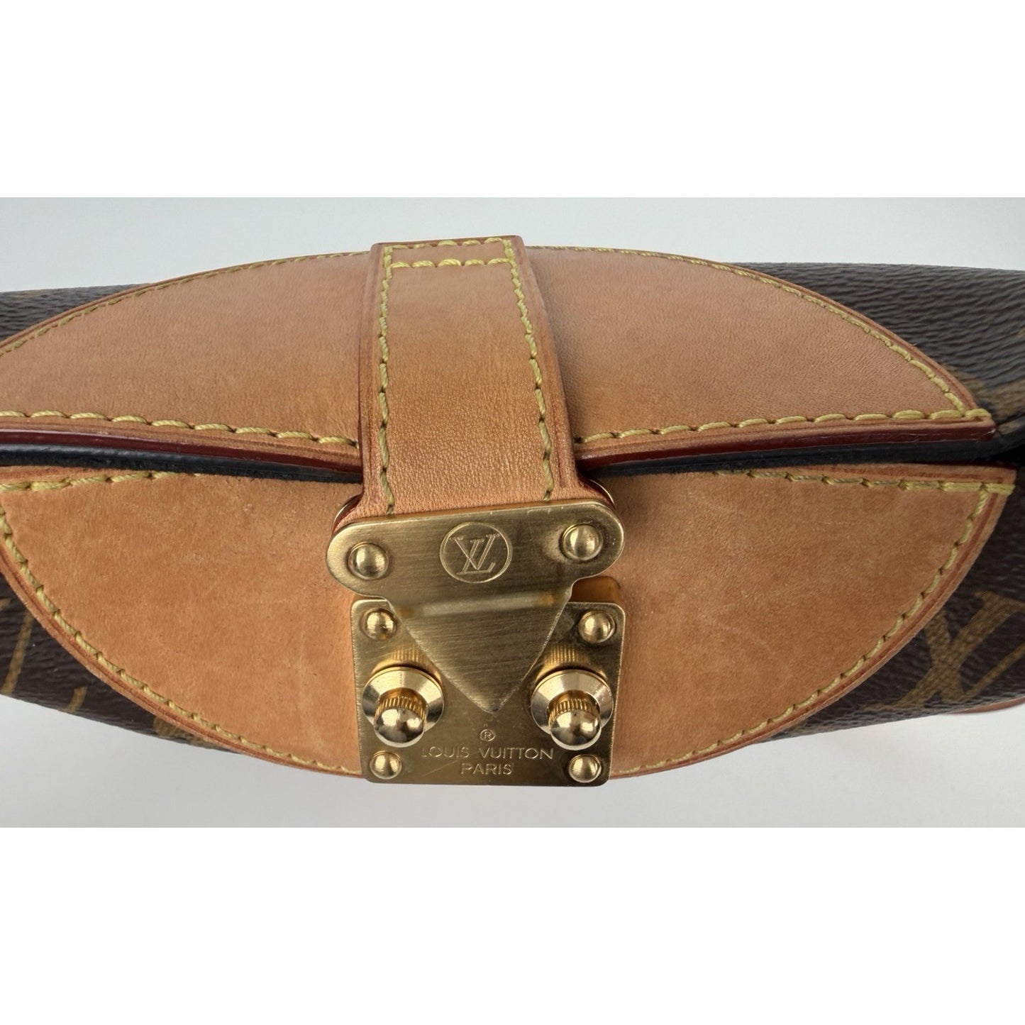 Louis Vuitton Monogram Duffle Bag in Brown Monogram Coated Canvas 2019 S19