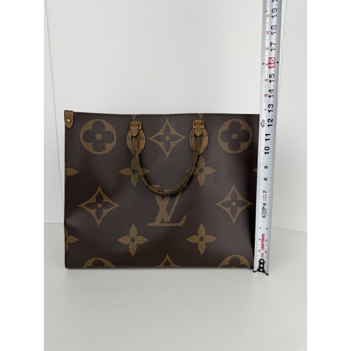 Louis Vuitton OnTheGo Tote Bag GM in Reverse Monogram Giant Canvas 2021 S