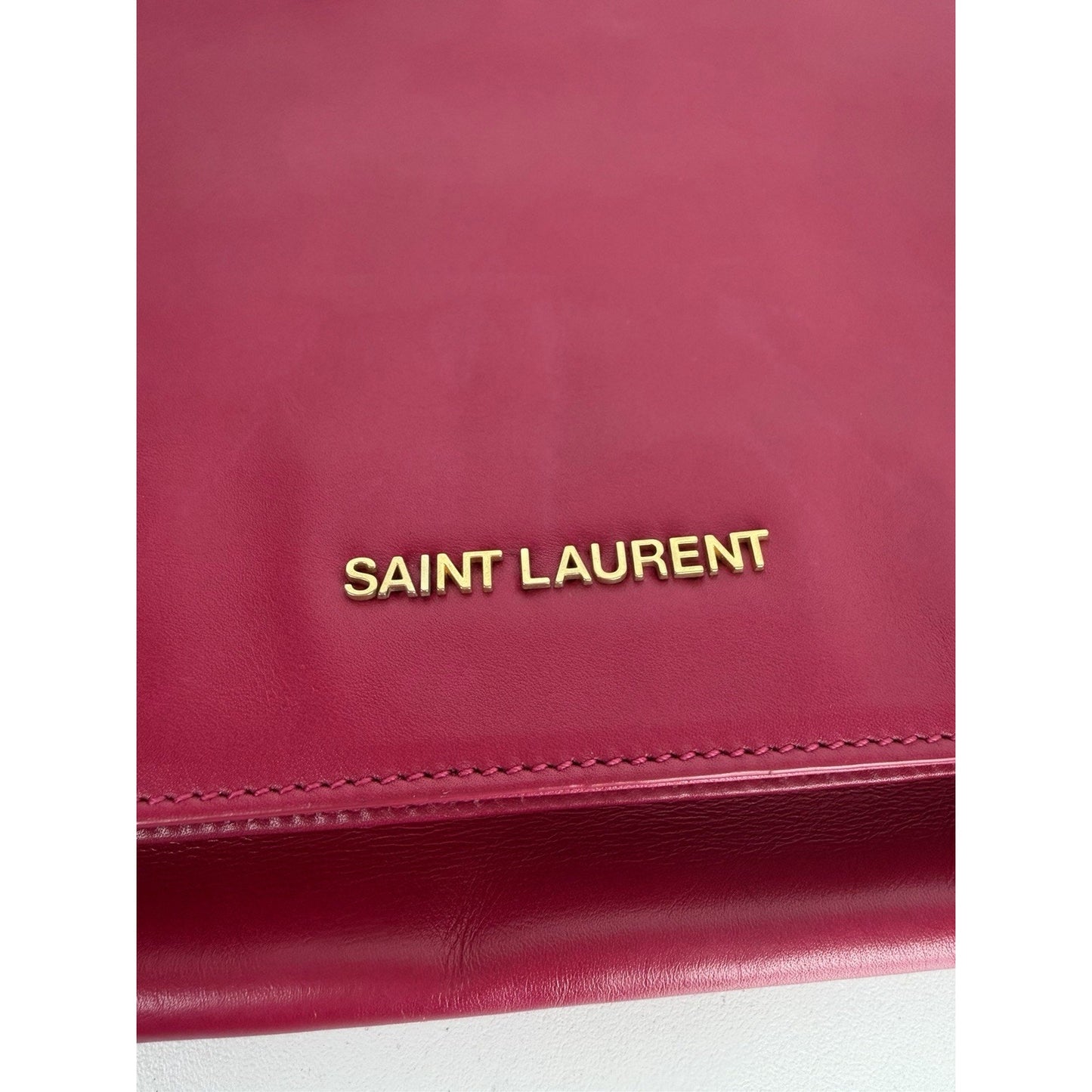 Saint Laurent Pouch Folding Flap Clutch Bag in Fuchsia Leather S13