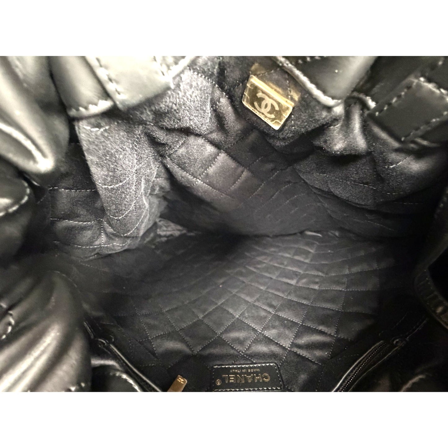 Chanel 22 Backpack Bag Small in Black Quilted Calfskin with Gold Hardware NFC C3