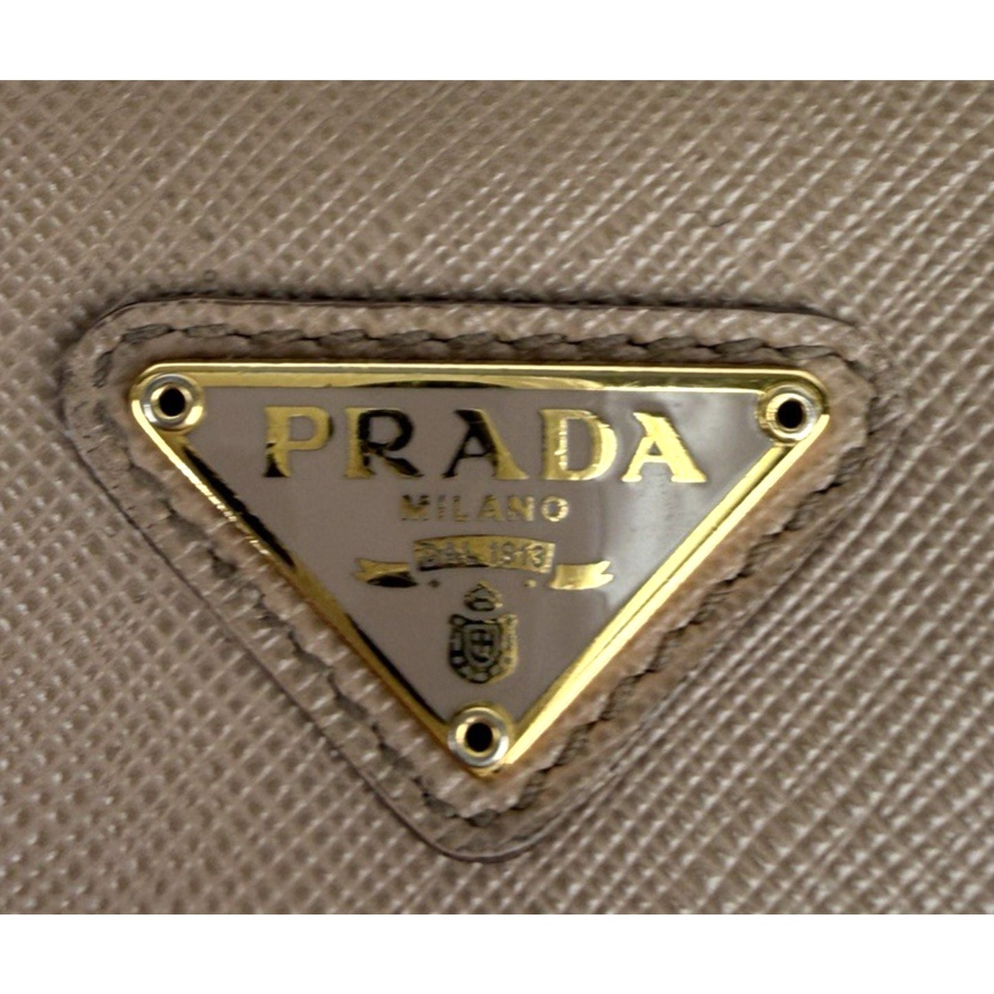 Prada Re-Edition 2005 Saffiano Leather Bag in Cameo Beige S07