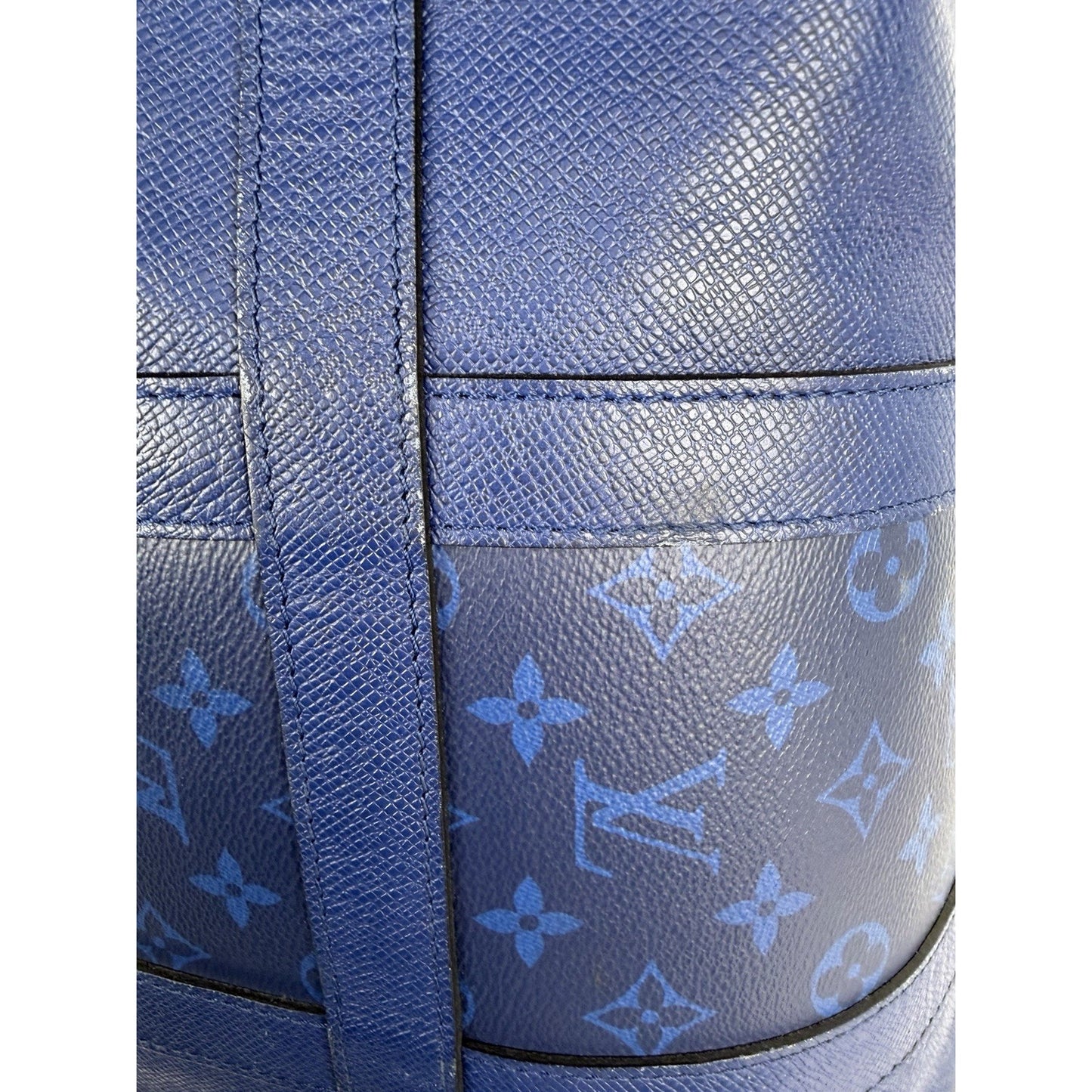 Louis Vuitton Pacific Keepall 50 Bag in Blue Taiga Leather & LV Monogram NFC S