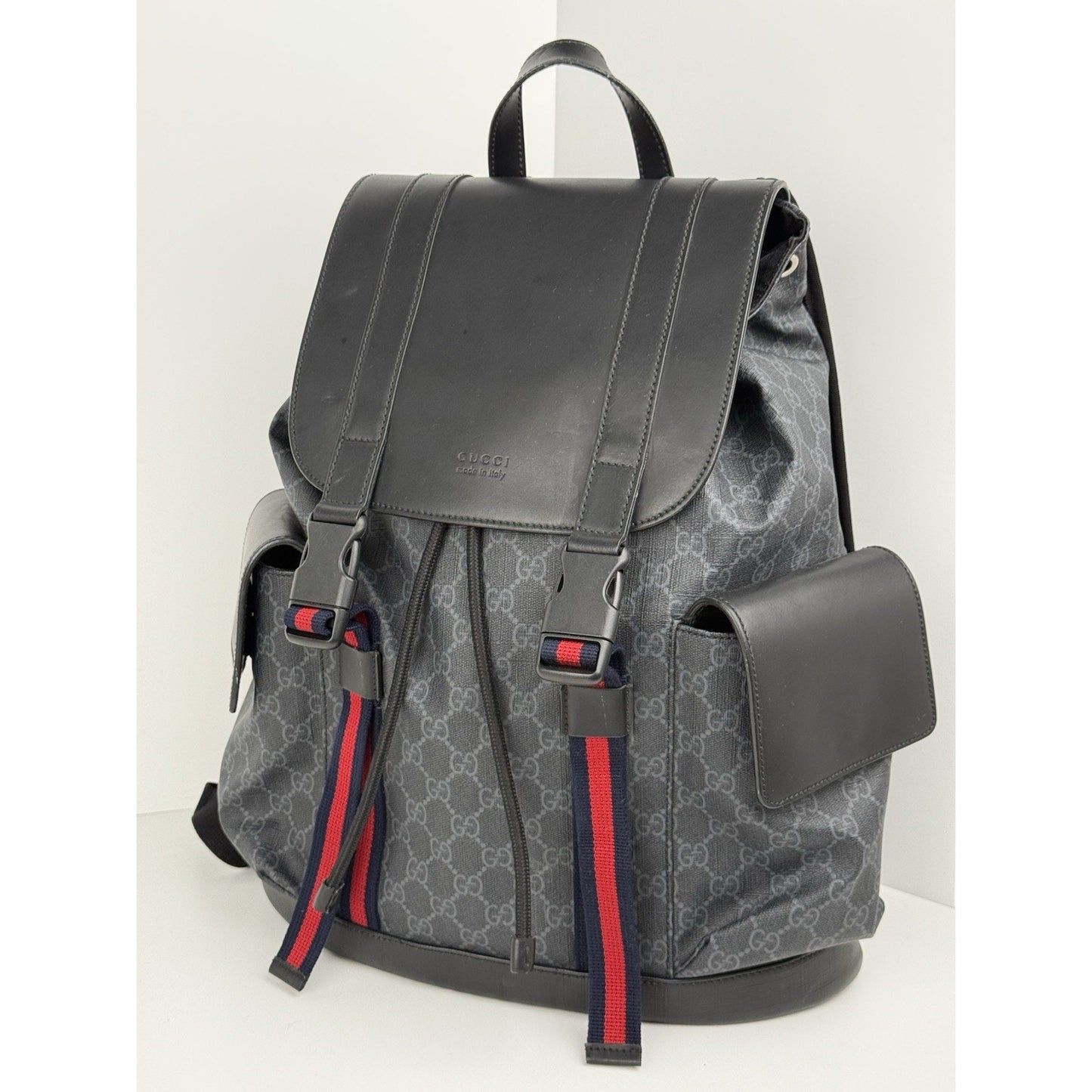 GUCCI GG Supreme Black Canvas Backpack