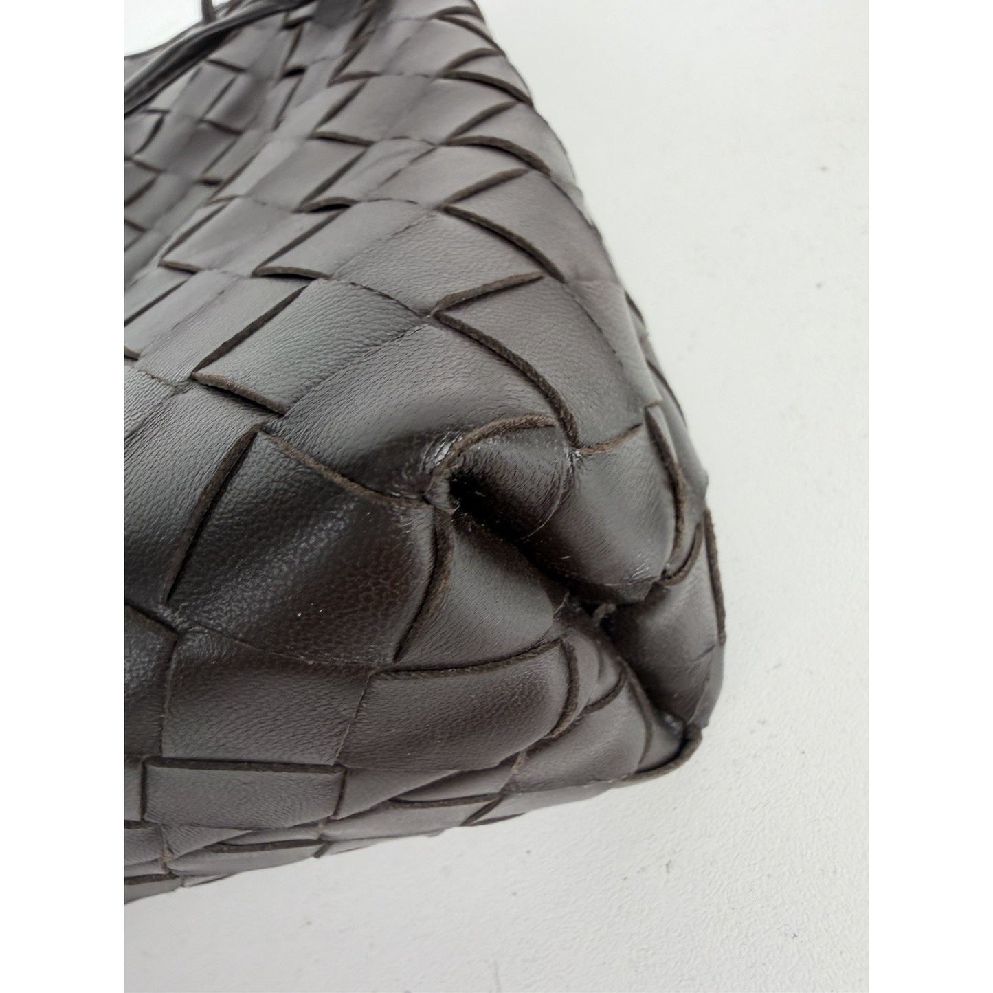Bottega Veneta Andiamo Phone Pouch Bag in Dark Brown Intrecciato Leather NFC S08