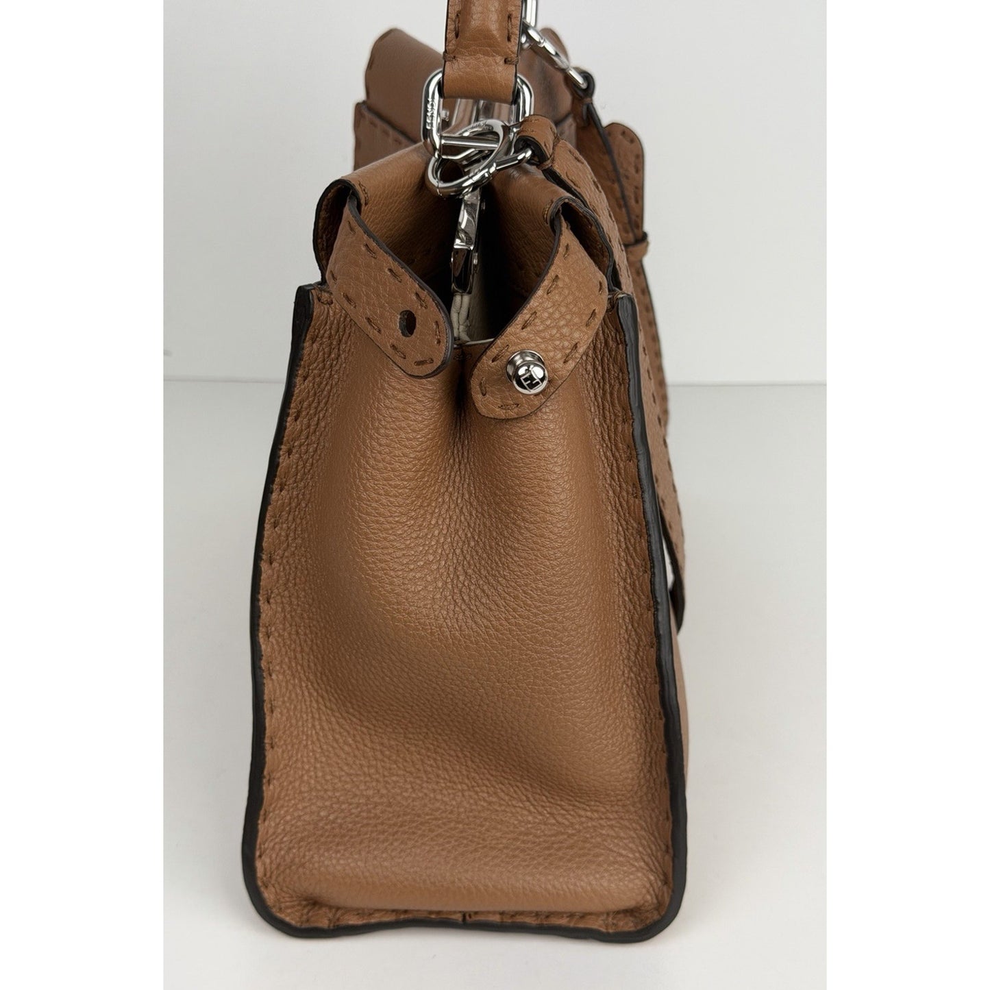 Fendi Selleria Peekaboo Handbag Medium Brown Cuoio Romano Leather B4