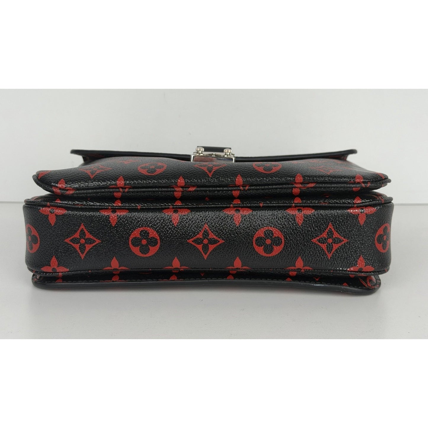 Louis Vuitton Infrarouge Pochette Metis Bag in LV Monogram Coated Canvas NFC S14