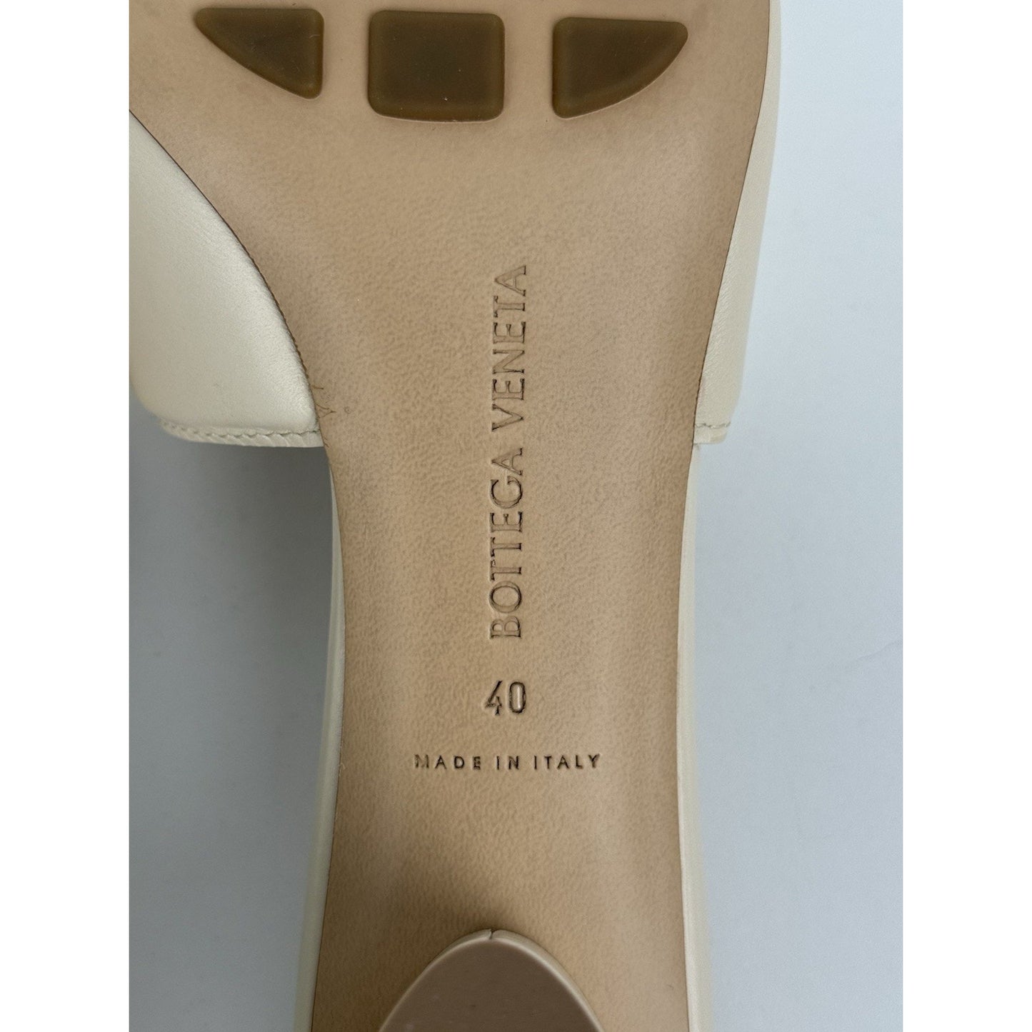 BOTTEGA VENETA Cream White Leather Sandals Mules Size 40