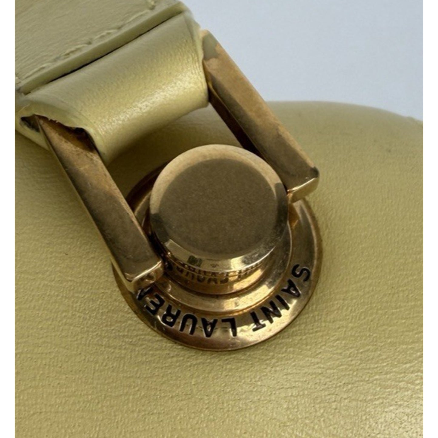 Saint Laurent Le Carre Shoulder Bag in Yellow Leather with Prominent Gold S19