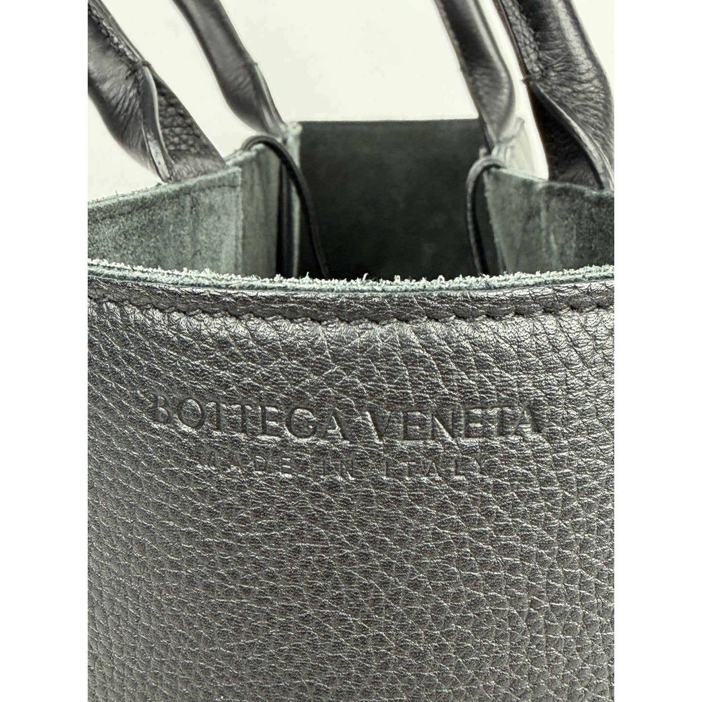 Bottega Veneta Arco Tote Small Bag Intrecciato Leather Black C1