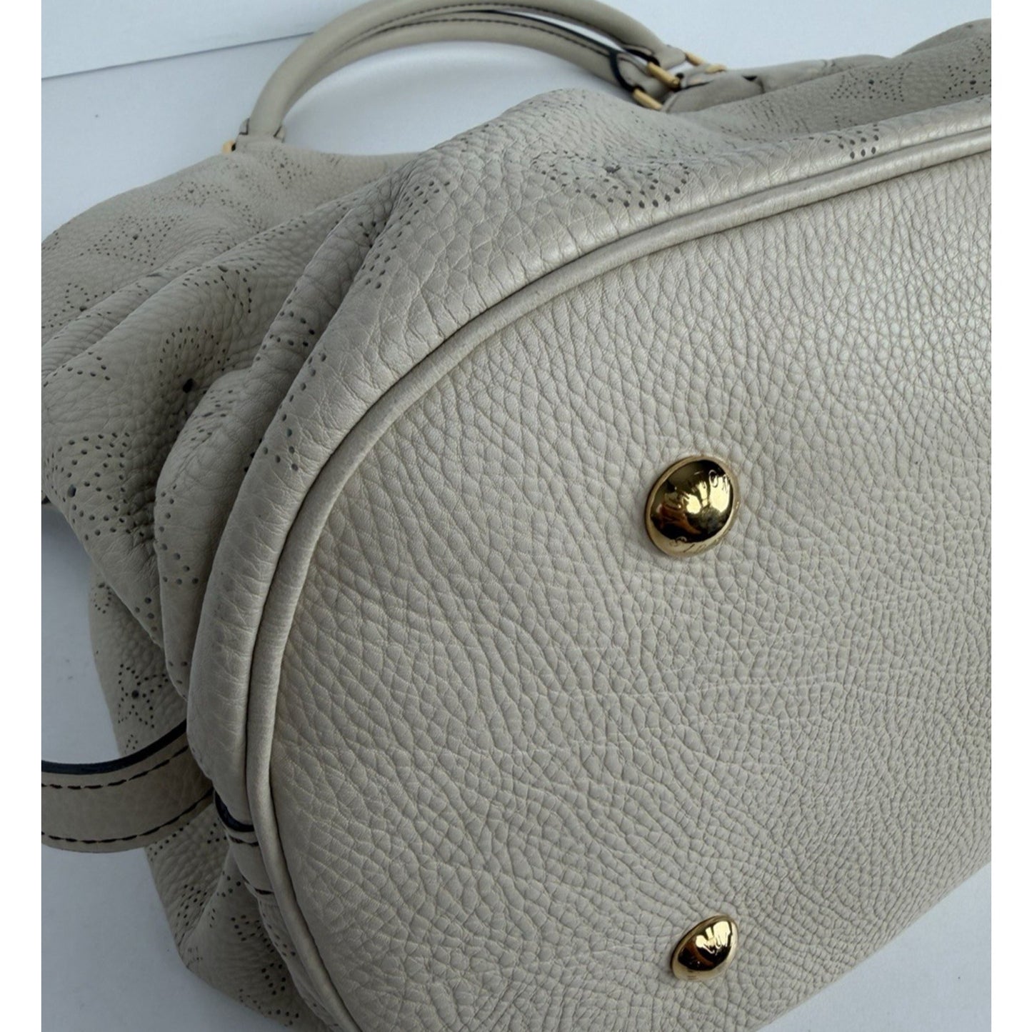 Louis Vuitton Mahina Hobo XL Bag in Ivory Calfskin Leather 2007 S