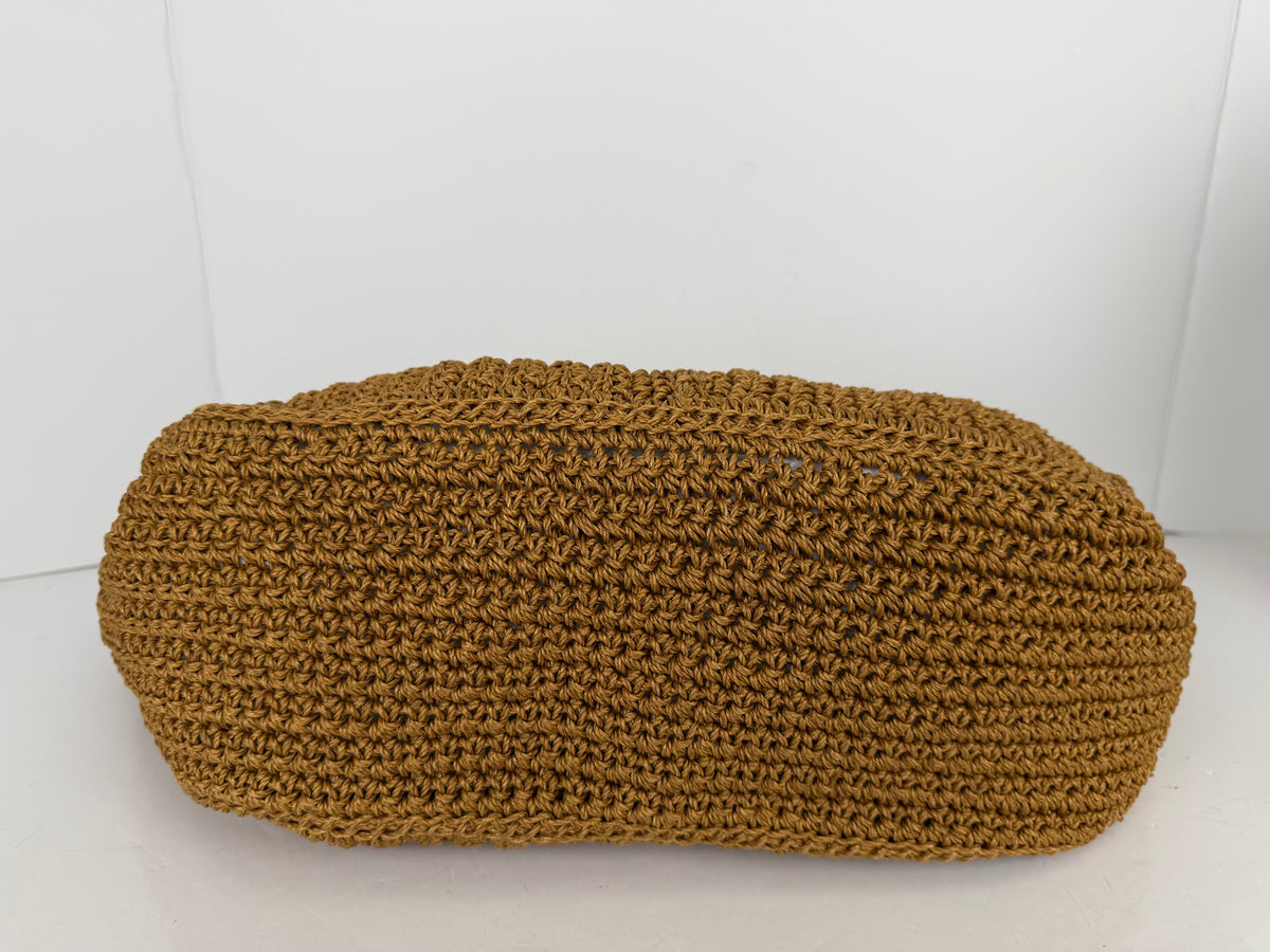 Saint Laurent Le 5 A 7 Bea Woven Medium Tote in Woven Raffia YF5