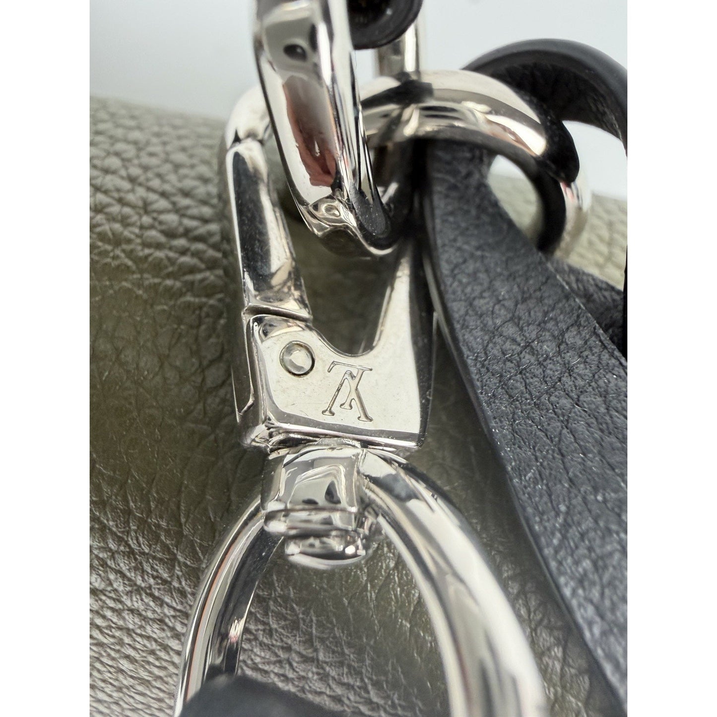 Louis Vuitton Mylockme Satchel Bag MM in Colorblock Leather NFC D-8