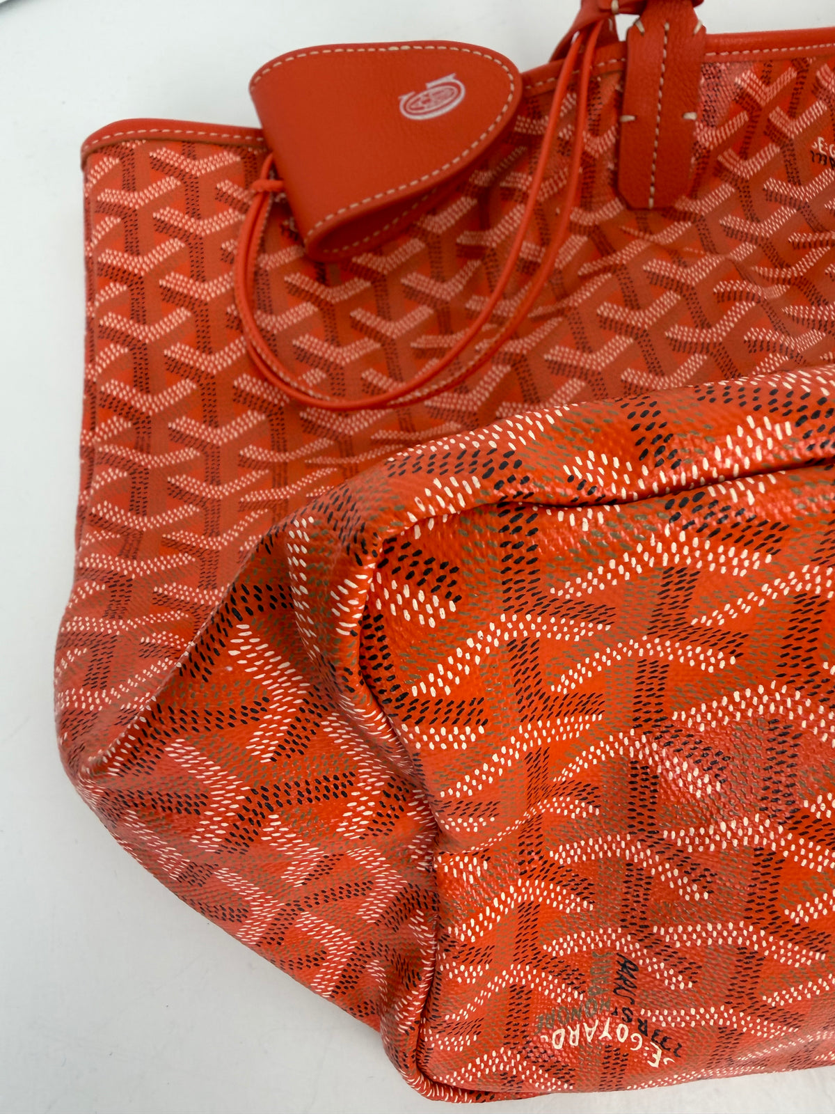 Goyard Goyardine St. Louis PM Goyard Tote in Orange Coated Canvas YD7