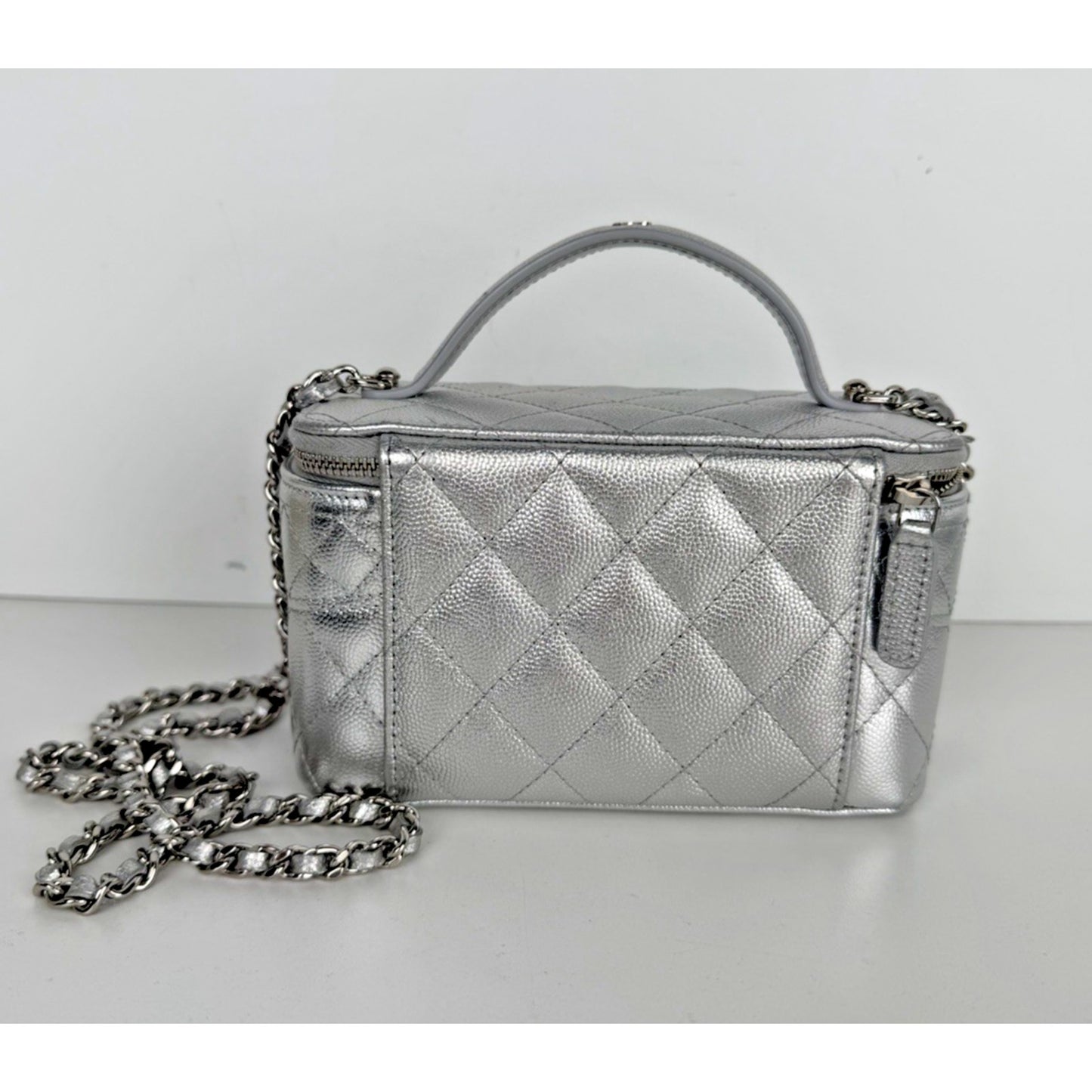 Chanel Slim Top Handle Vanity Case Bag in Metallic Silver Caviar Leather NFC B-5