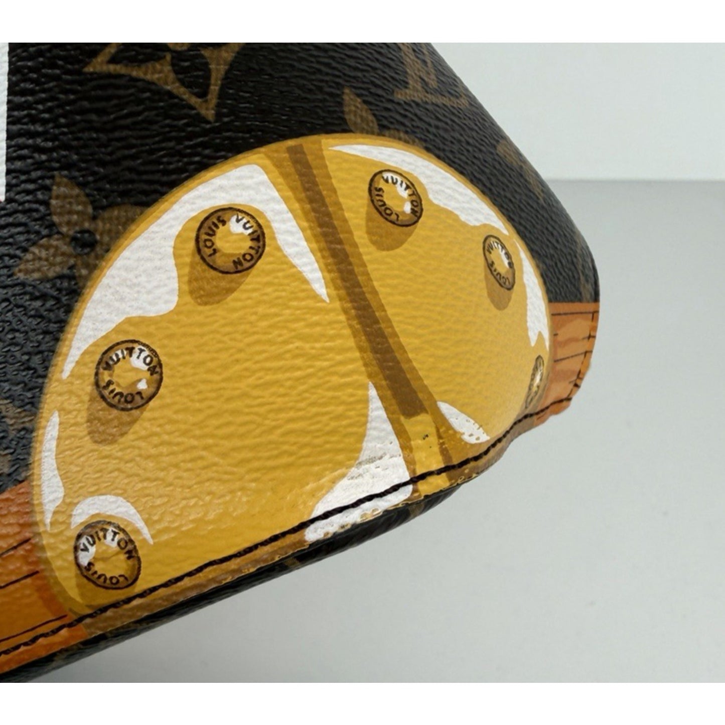 Louis Vuitton NeoNoe Shoulder Bag Limited Edition Trunks Monogram Canvas C4
