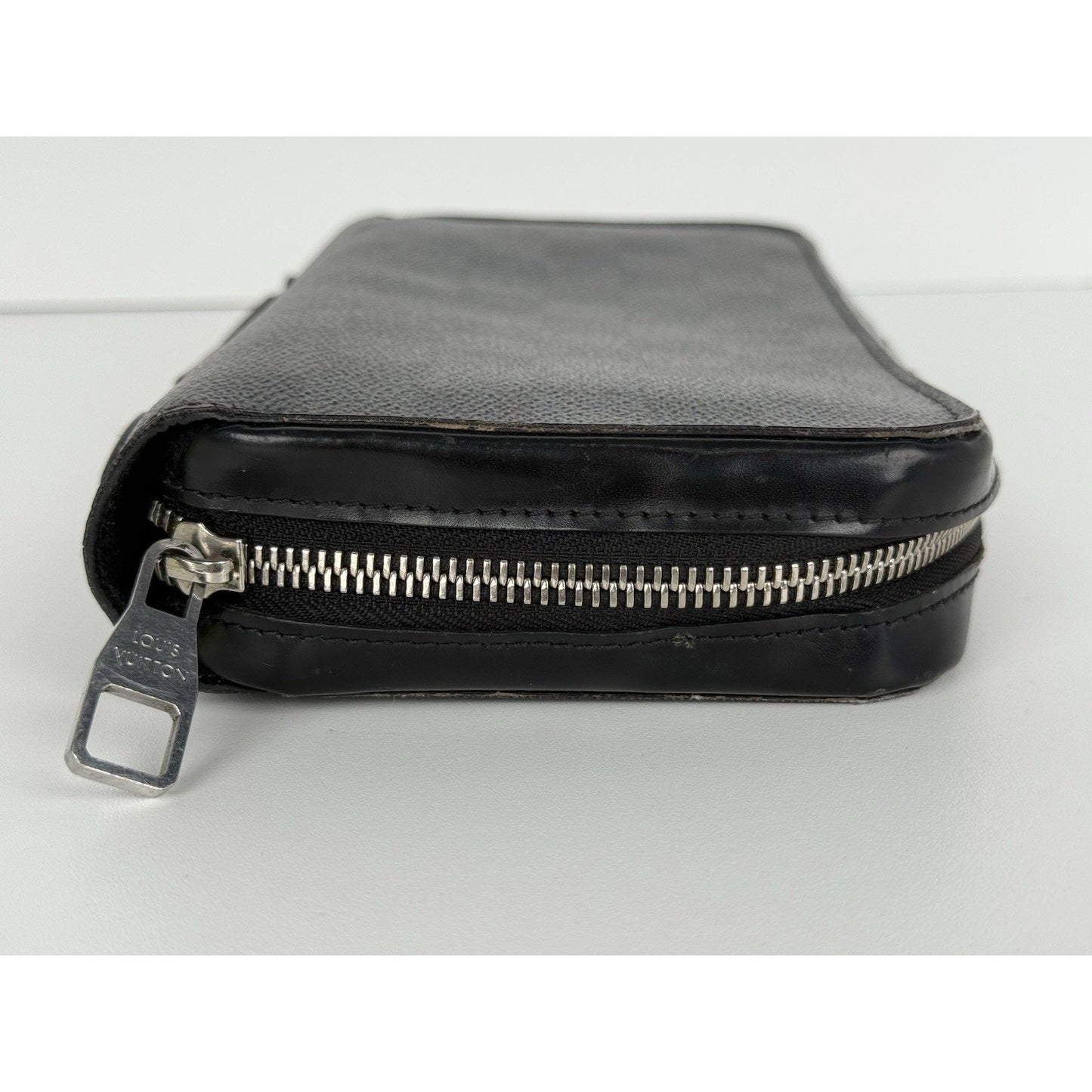 Louis Vuitton Zippy XL Damier Graphite Travel Case Long Wallet