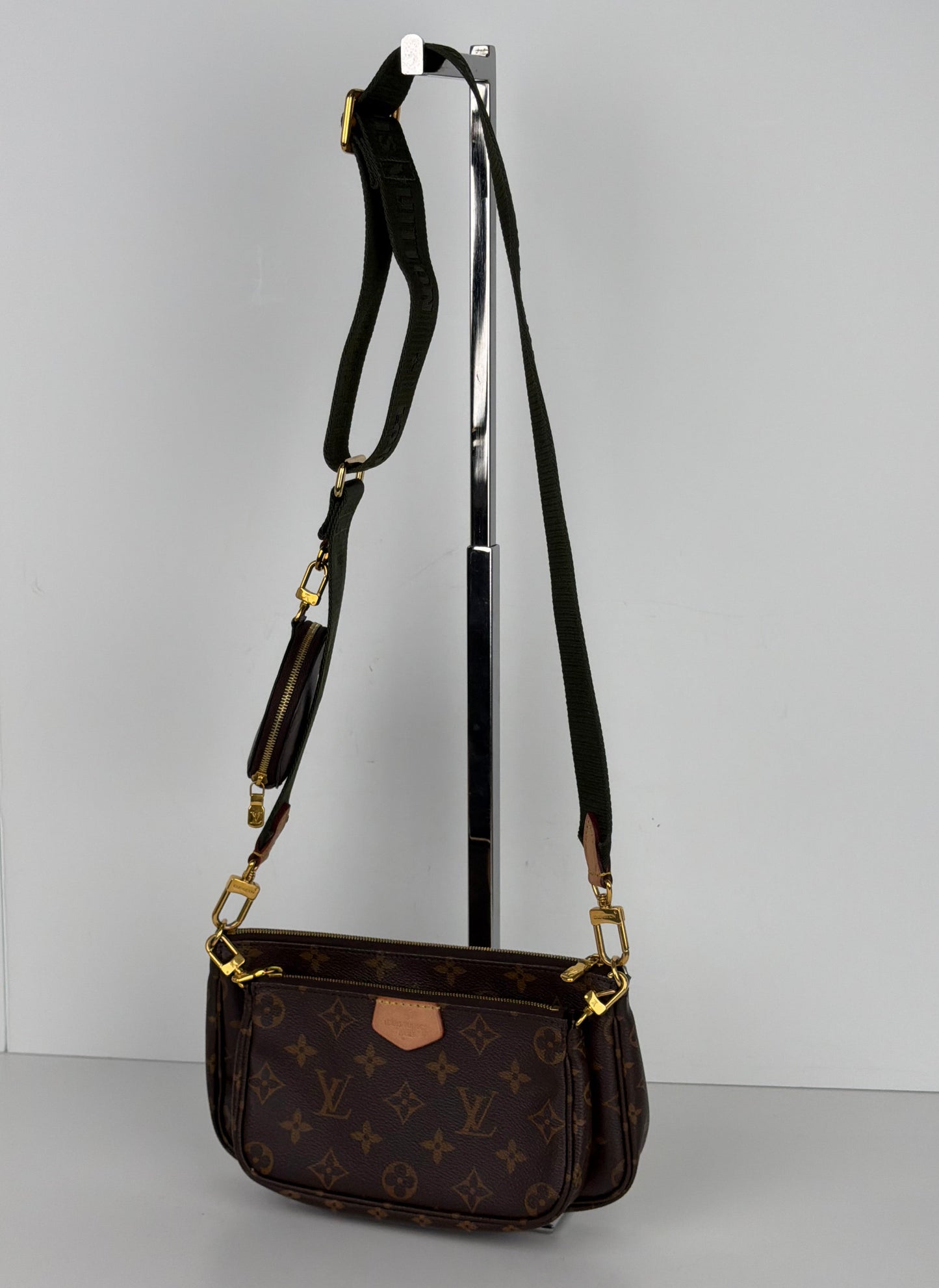 Louis Vuitton Multi Pochette Accessoires Bag in Brown LV Monogram Canvas 2020 YS-09