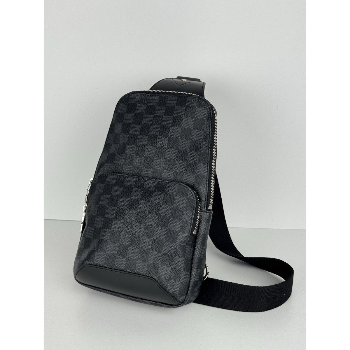 Louis Vuitton Avenue Sling Bag Damier Graphite Canvas D-2