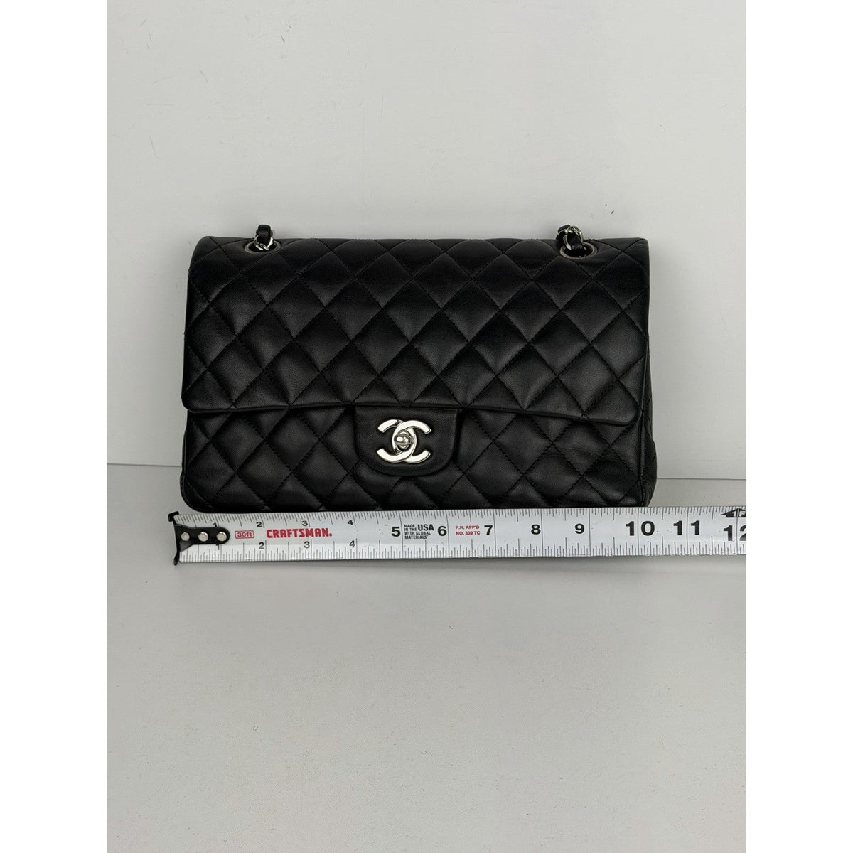CHANEL Classic Double Flap Bag Medium Black Leather 2011 U2
